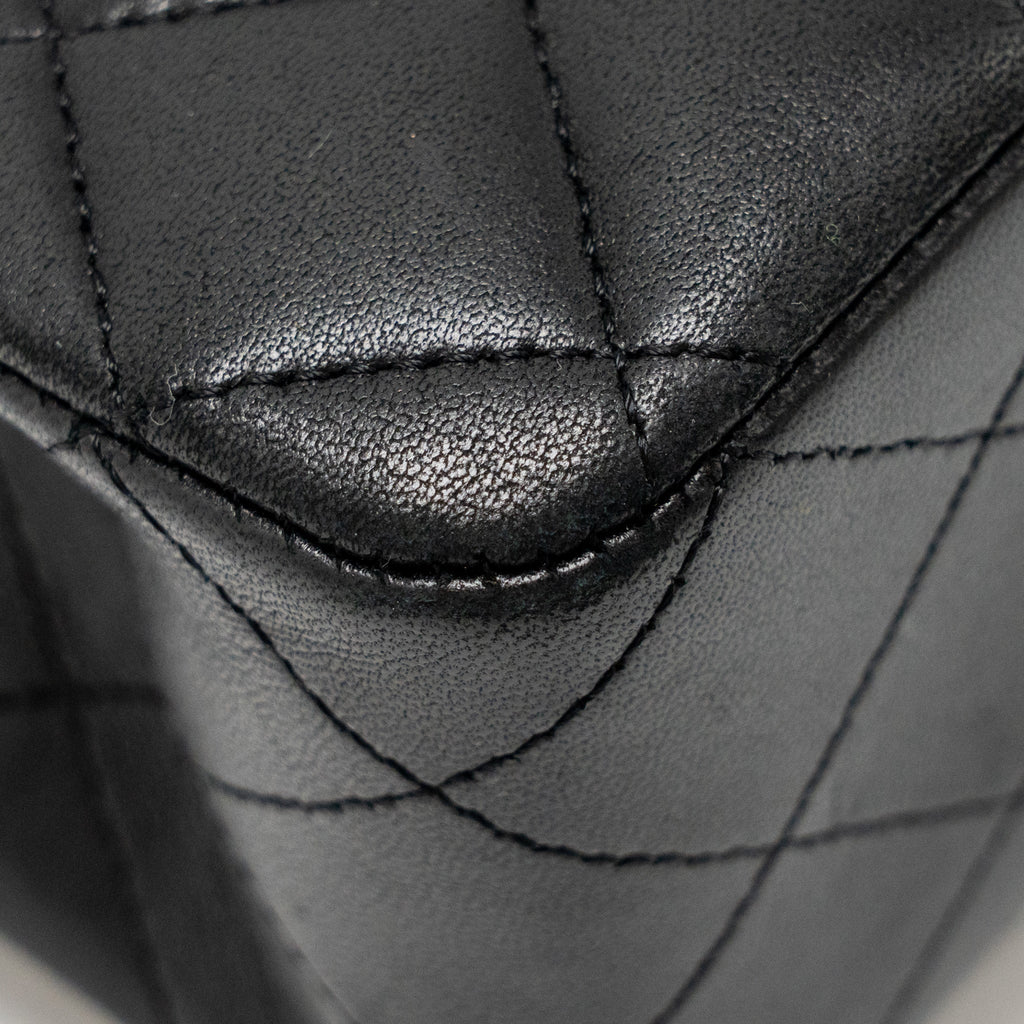 chanel-medium-classic-double-flap-bag-lambskin-black-shw-copy-2