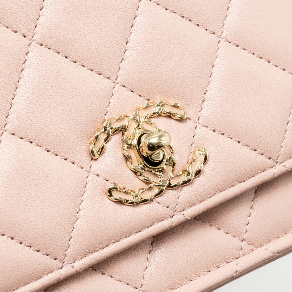 chanel-trendy-cc-quilted-wallet-on-chain-lambskin-light-pink-lghw