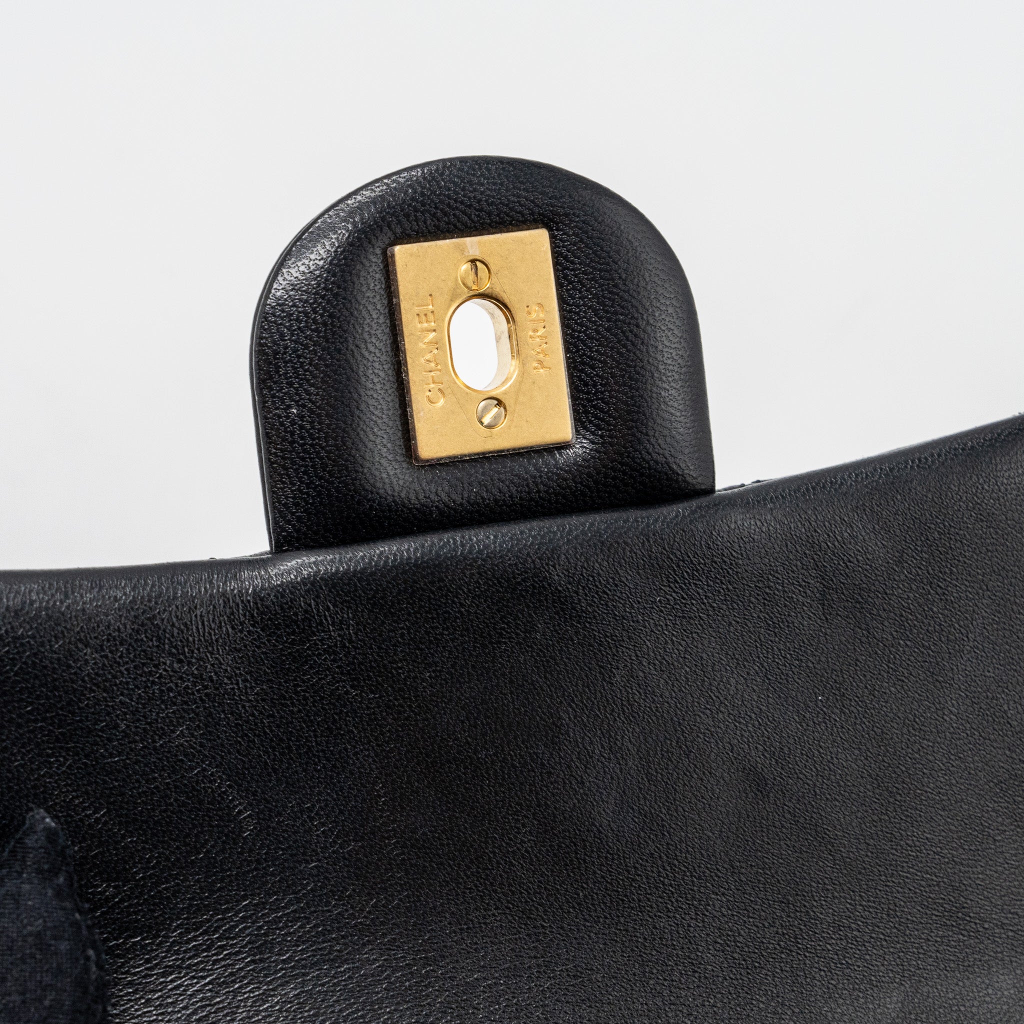 chanel-pearl-crush-mini-square-lambskin-black-ghwmicrochip