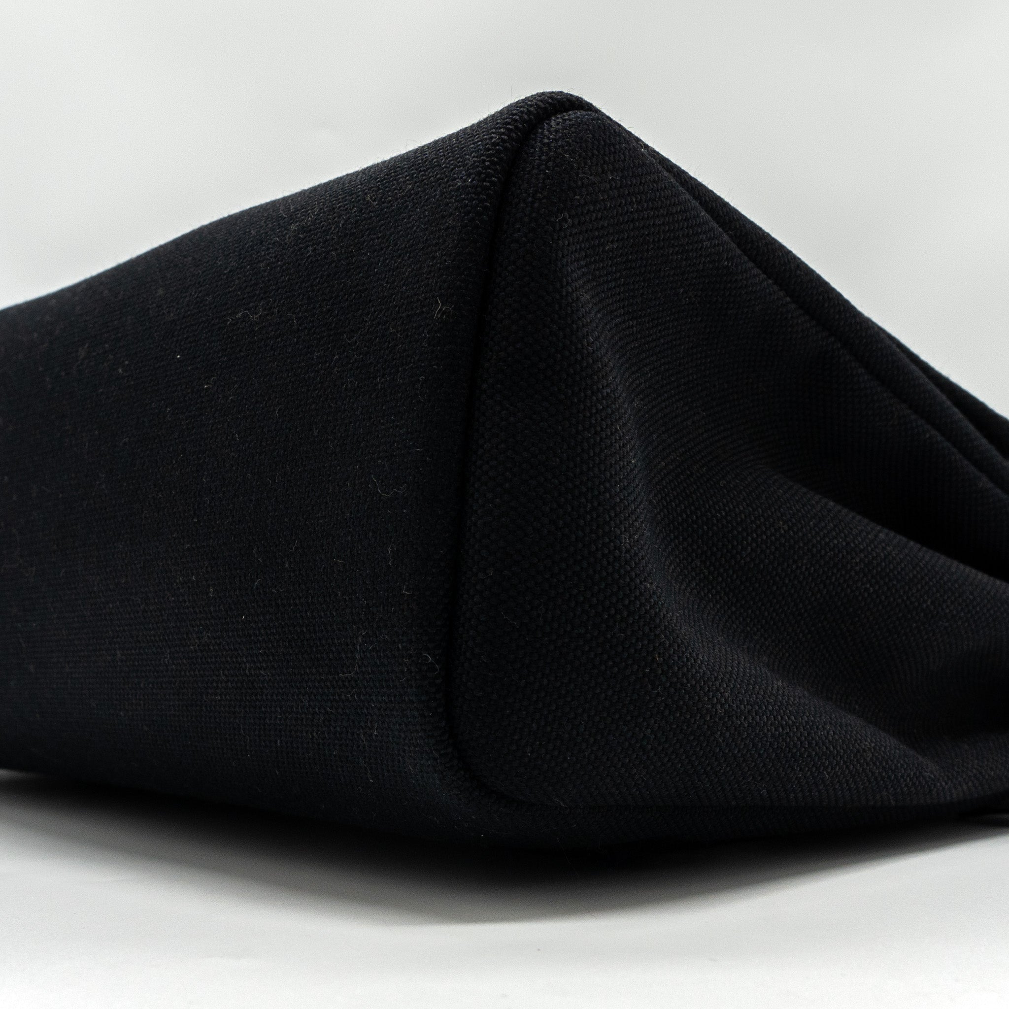 hermes-herbag-31-zip-bag-canvas-hunter-leather-black-ghw-stamp-b
