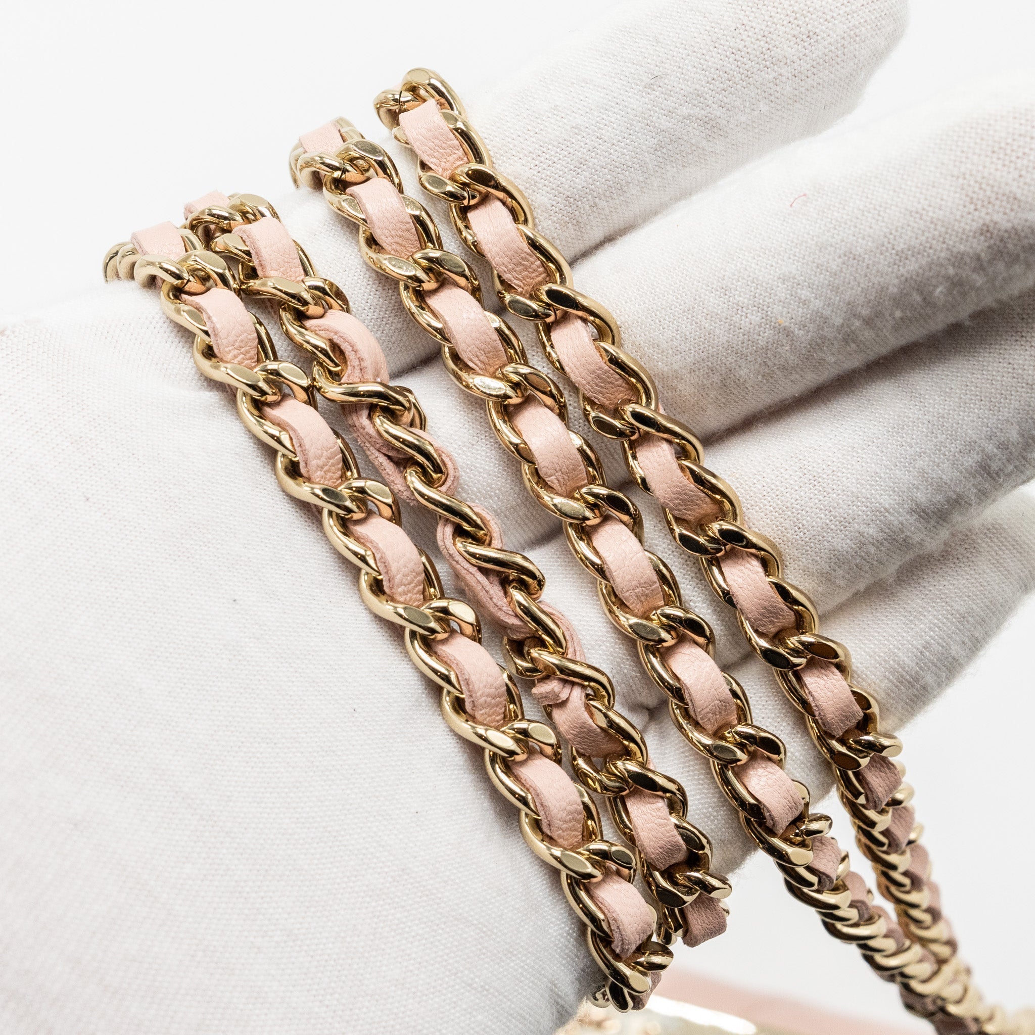 chanel-trendy-cc-quilted-wallet-on-chain-lambskin-light-pink-lghw