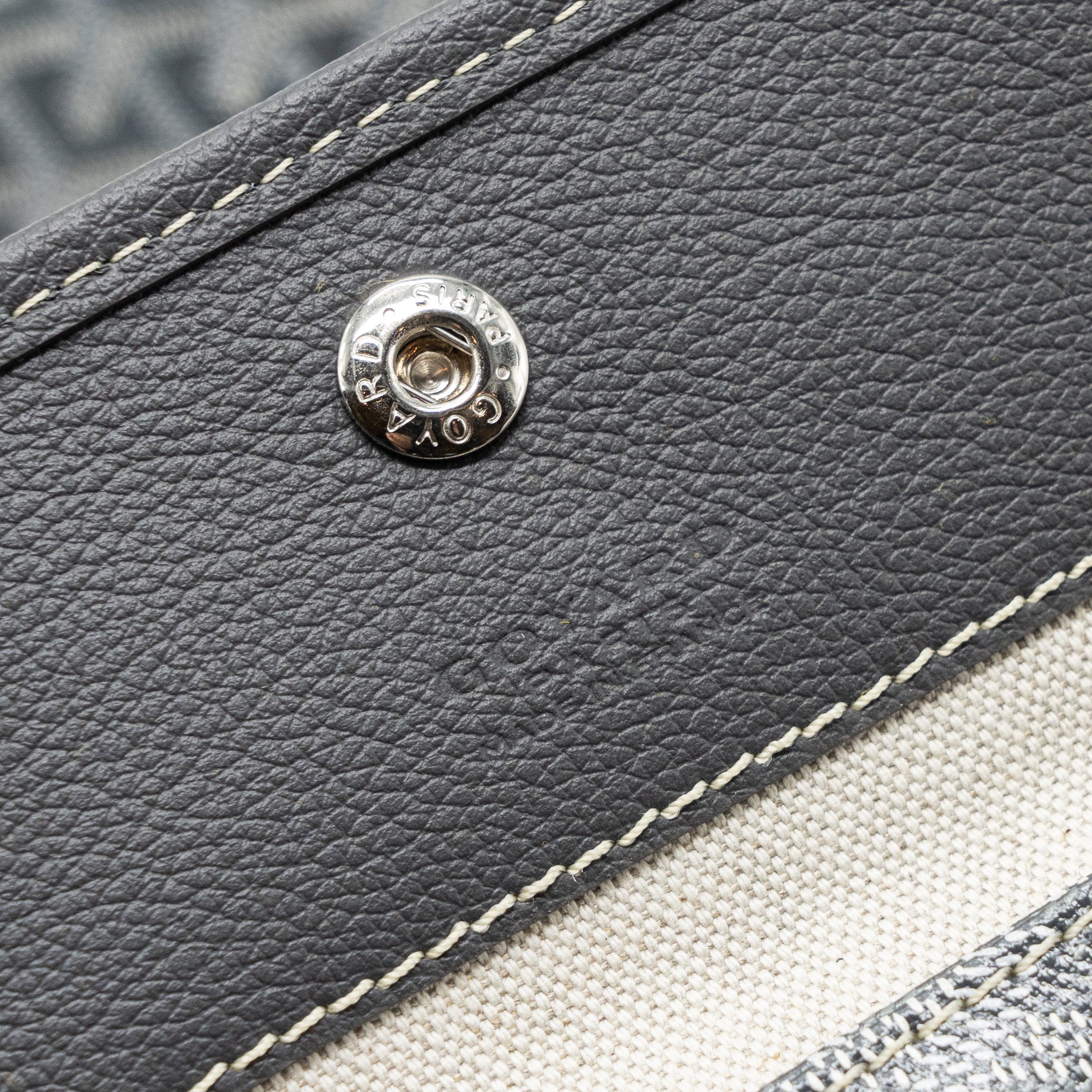 goyard-saint-louis-pm-tote-bag-canvas-calfskin-grey-shw