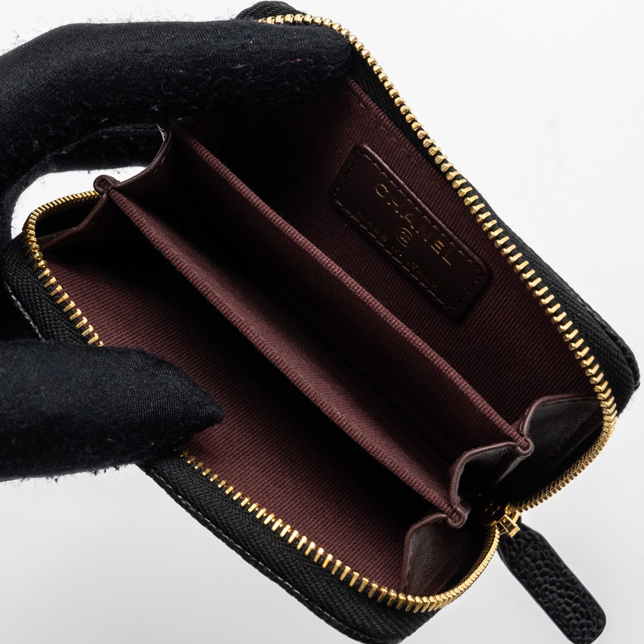 chanel-quilted-zipper-card-holder-caviar-black-ghw-microchip