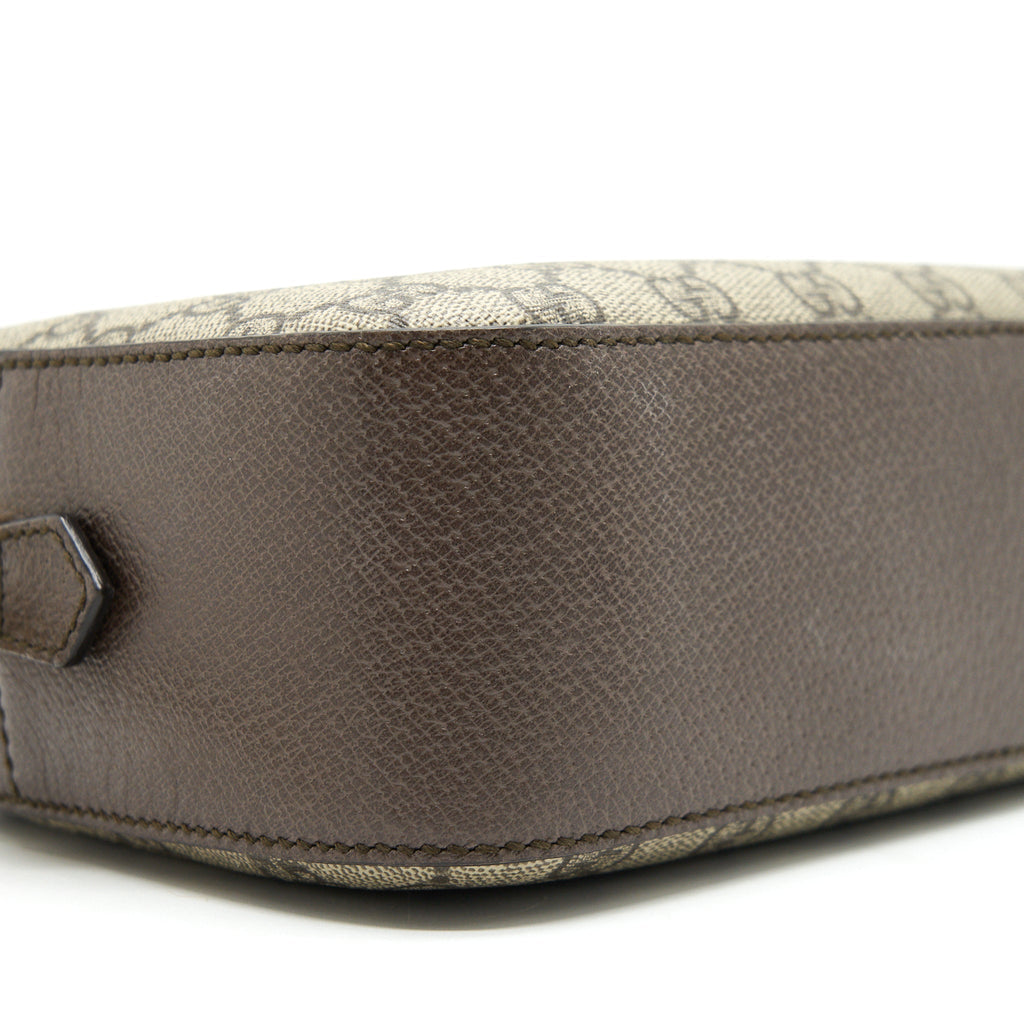 gucci-gg-supreme-crossbody-bag-brown