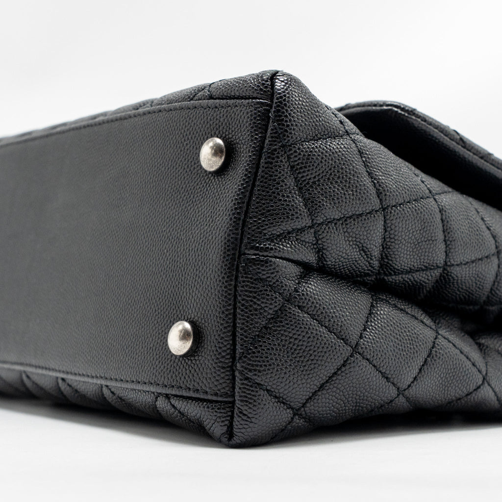 chanel-small-coco-handle-flap-bag-lizard-embossed-handle-caviar-black-ruthenium-hardware