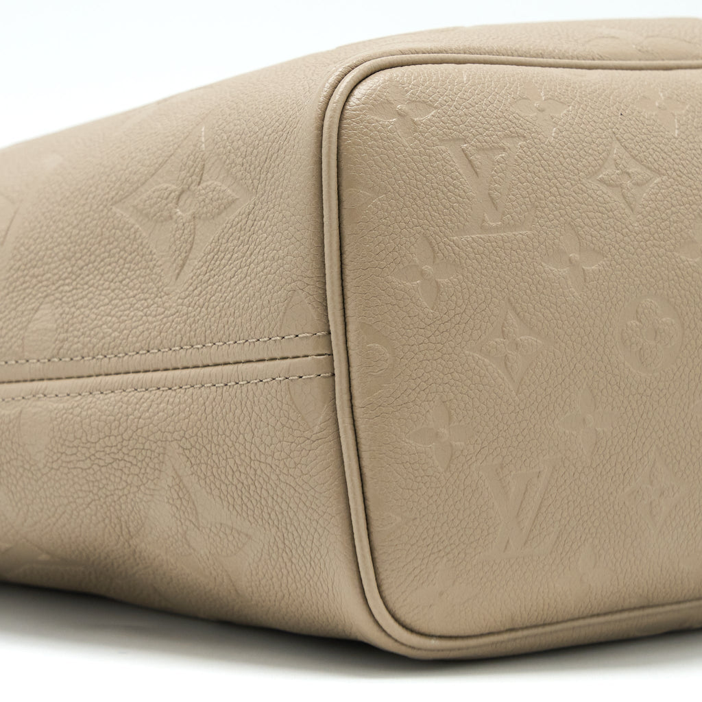louis-vuitton-neverfull-mm-monogram-empreinte-leather-tourterelle-ghw