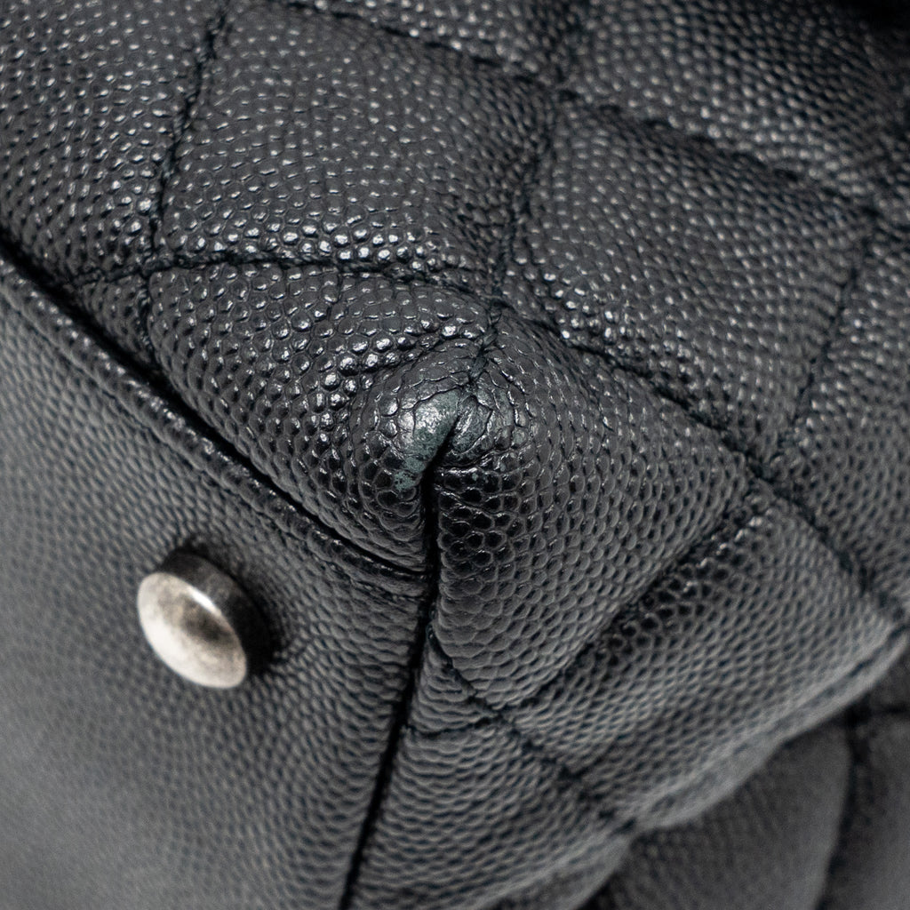 chanel-small-coco-handle-flap-bag-lizard-embossed-handle-caviar-black-ruthenium-hardware