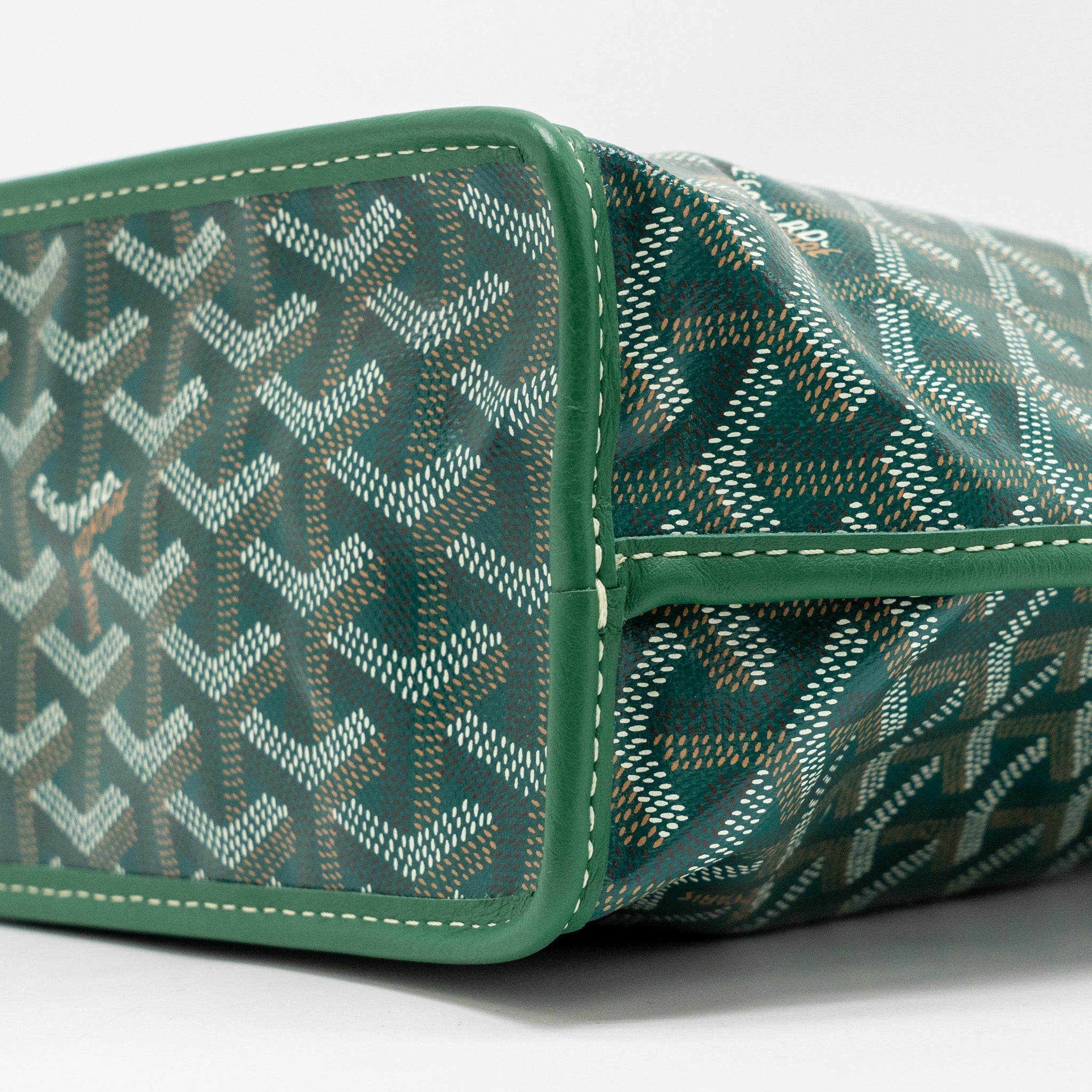 goyard-green