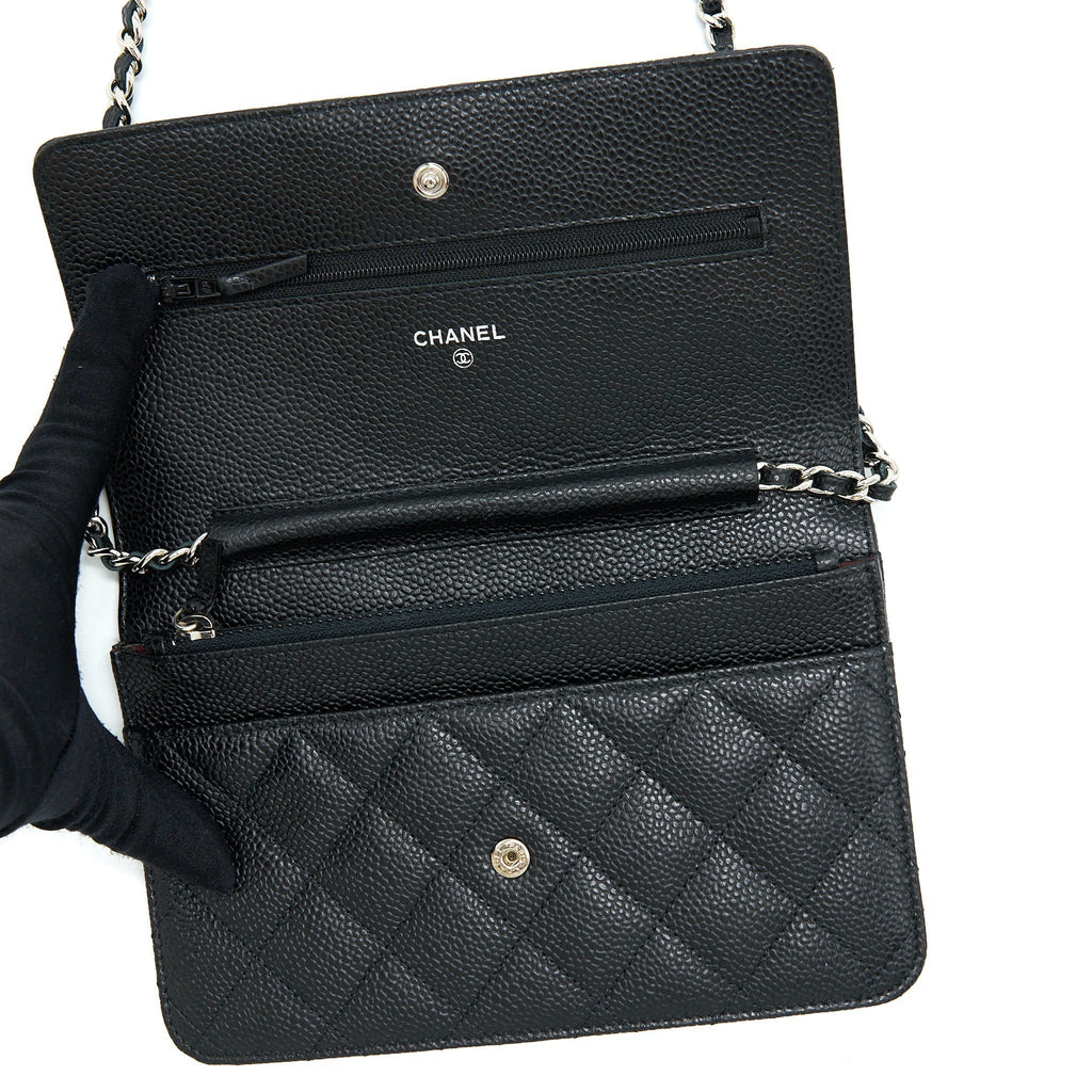 chanel-classic-wallet-on-chain-caviar-black-shw-2
