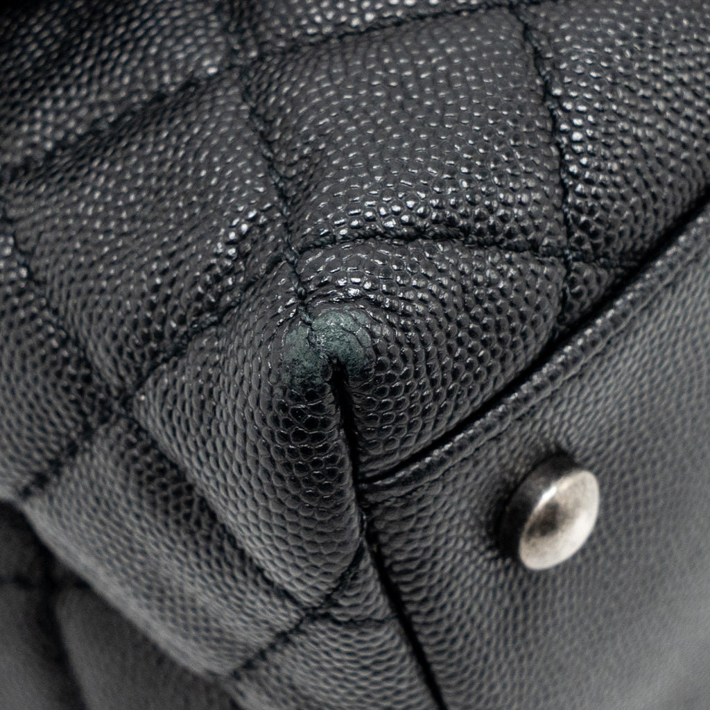 chanel-small-coco-handle-flap-bag-lizard-embossed-handle-caviar-black-ruthenium-hardware