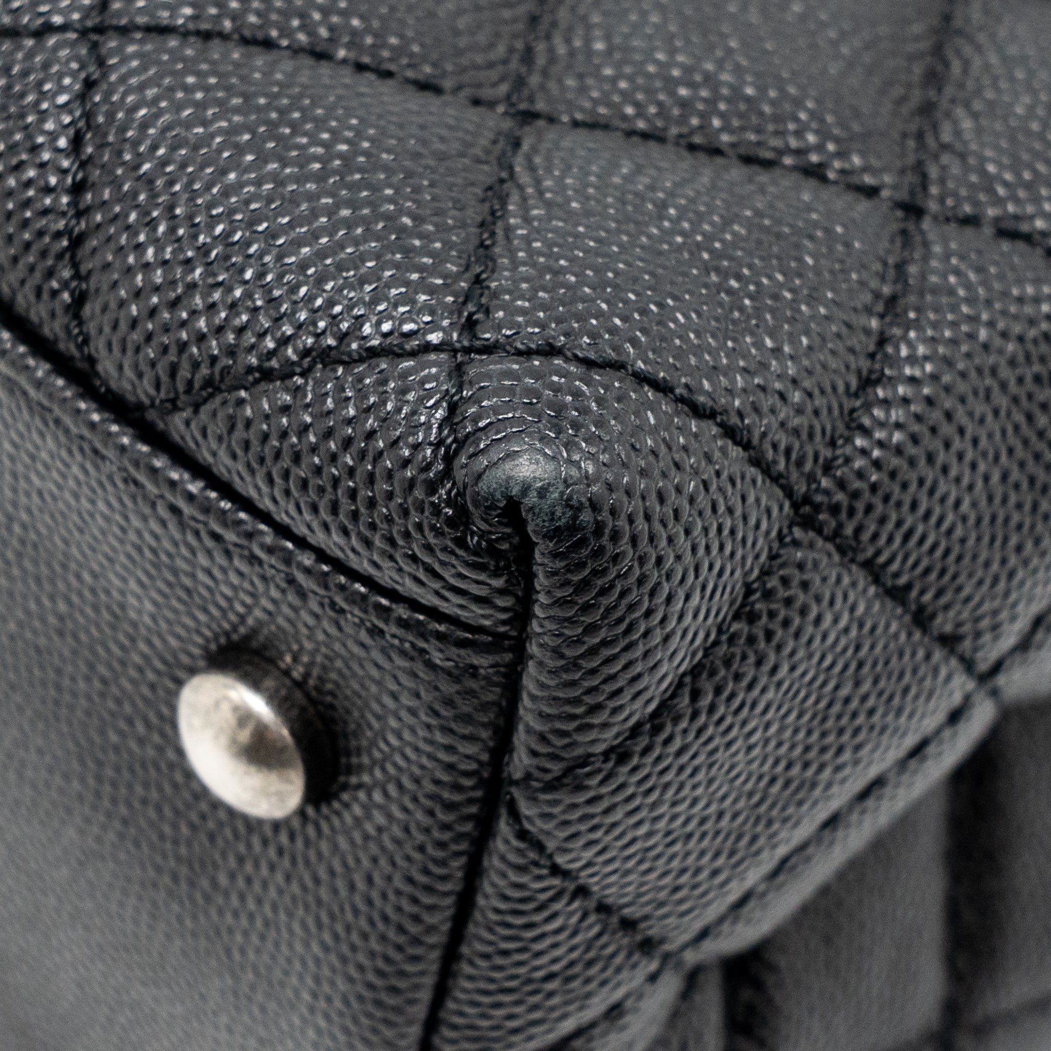 chanel-small-coco-handle-flap-bag-lizard-embossed-handle-caviar-black-ruthenium-hardware