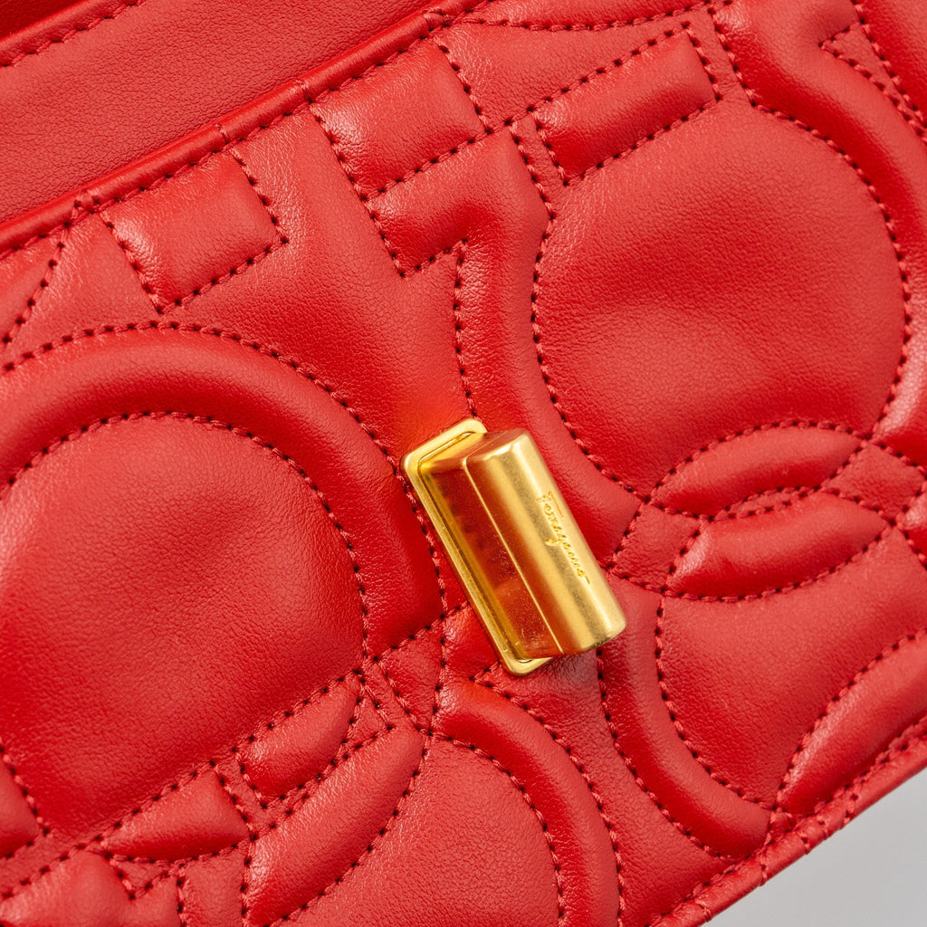 salvatore-ferragamo-glancing-shoulder-bag-calfskin-red-ghw