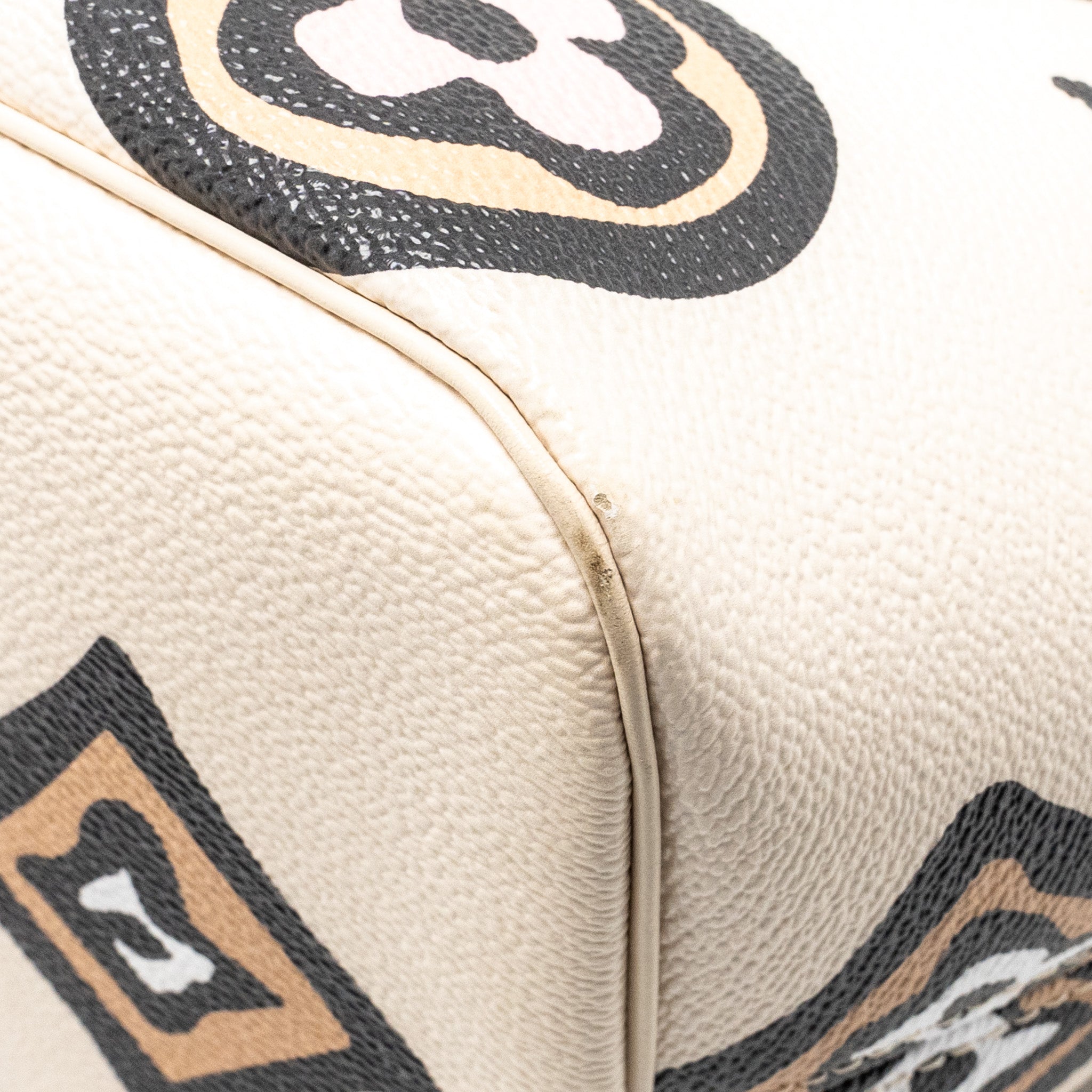 louis-vuitton-neverfull-mm-wild-at-heart-empreinte-cream-ghw