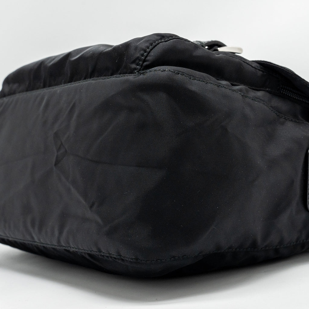 prada-messenger-bag-re-nylon-black-shw-copy