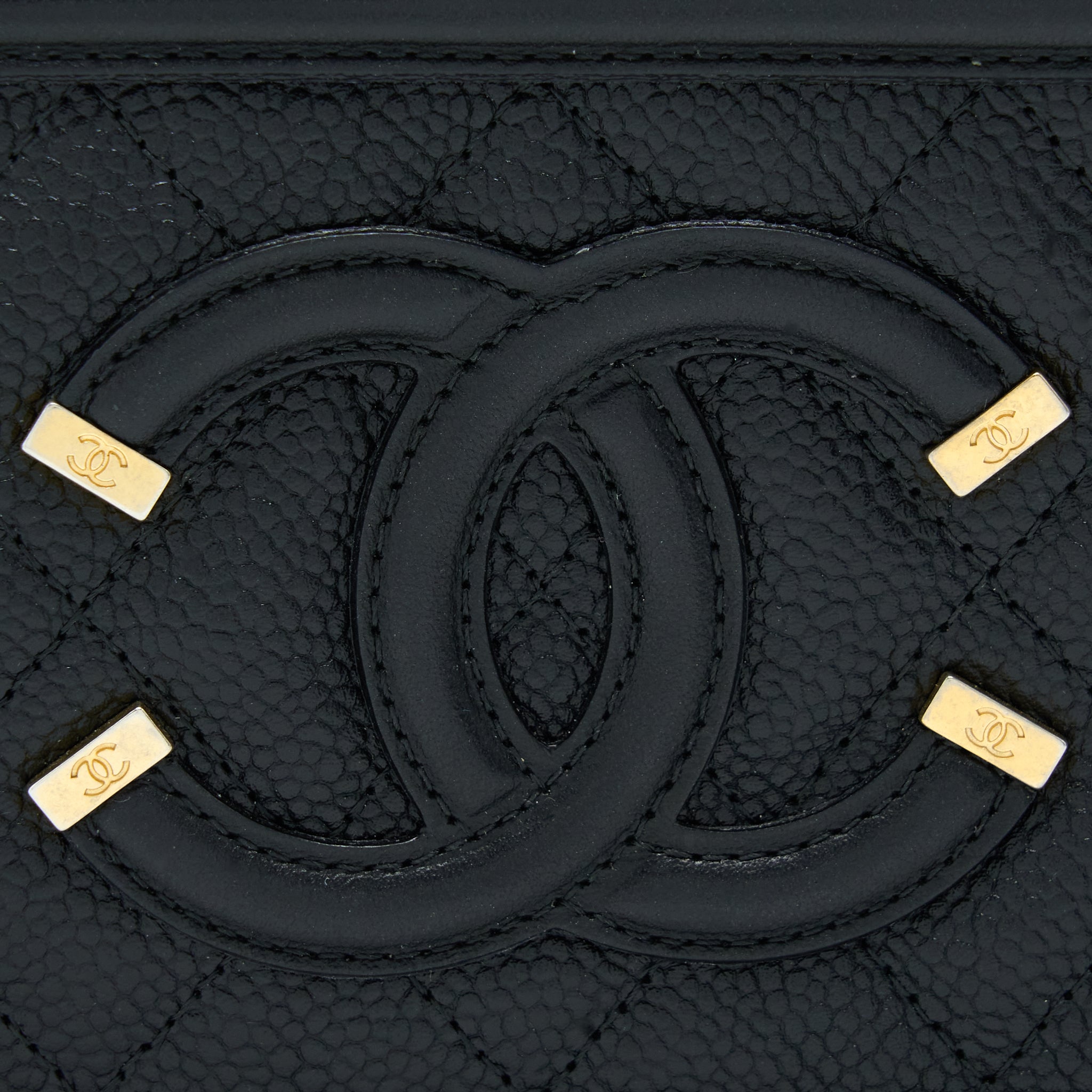 chanel-filigree-long-wallet-on-chain-caviar-black-ghw