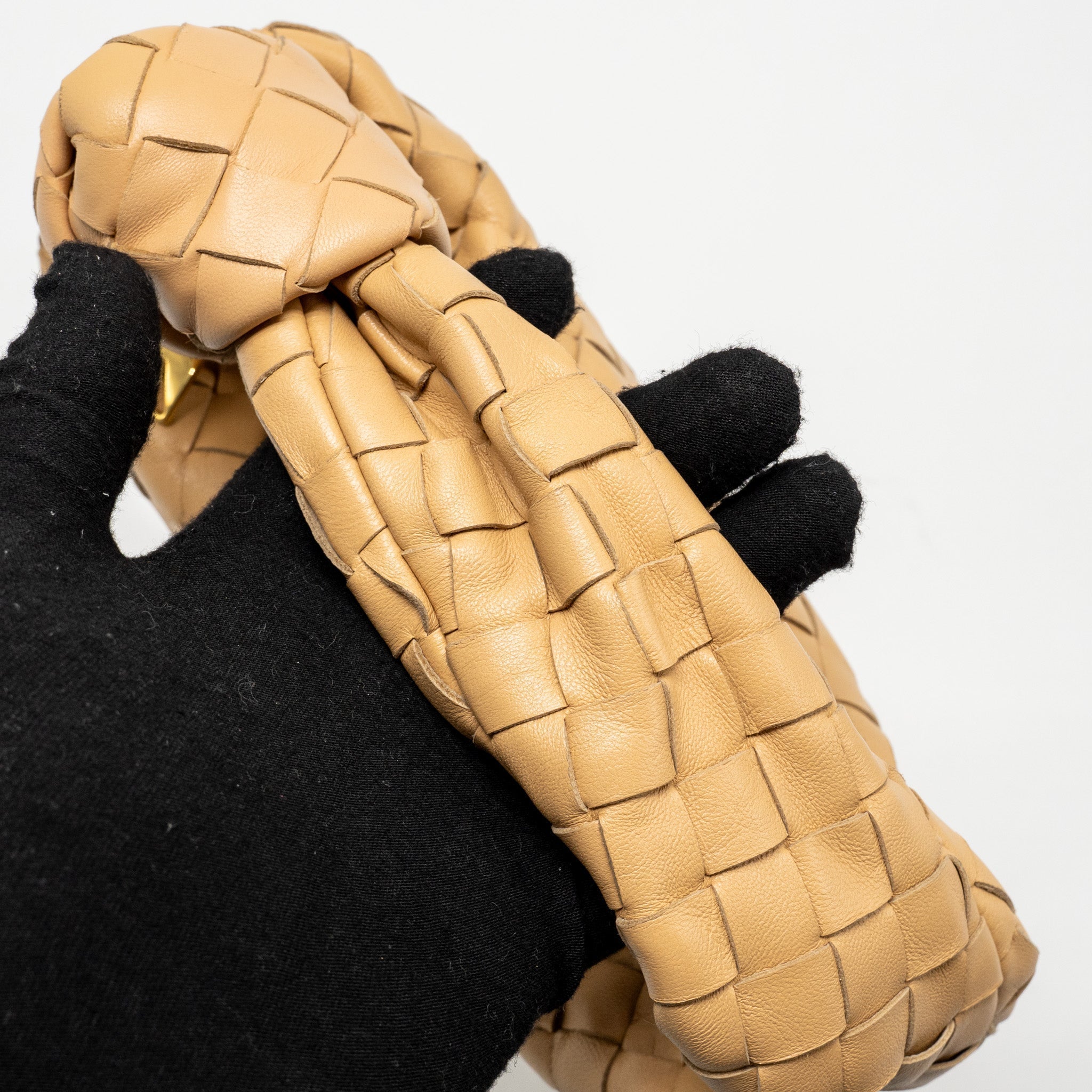 bottega-veneta-light-yellow