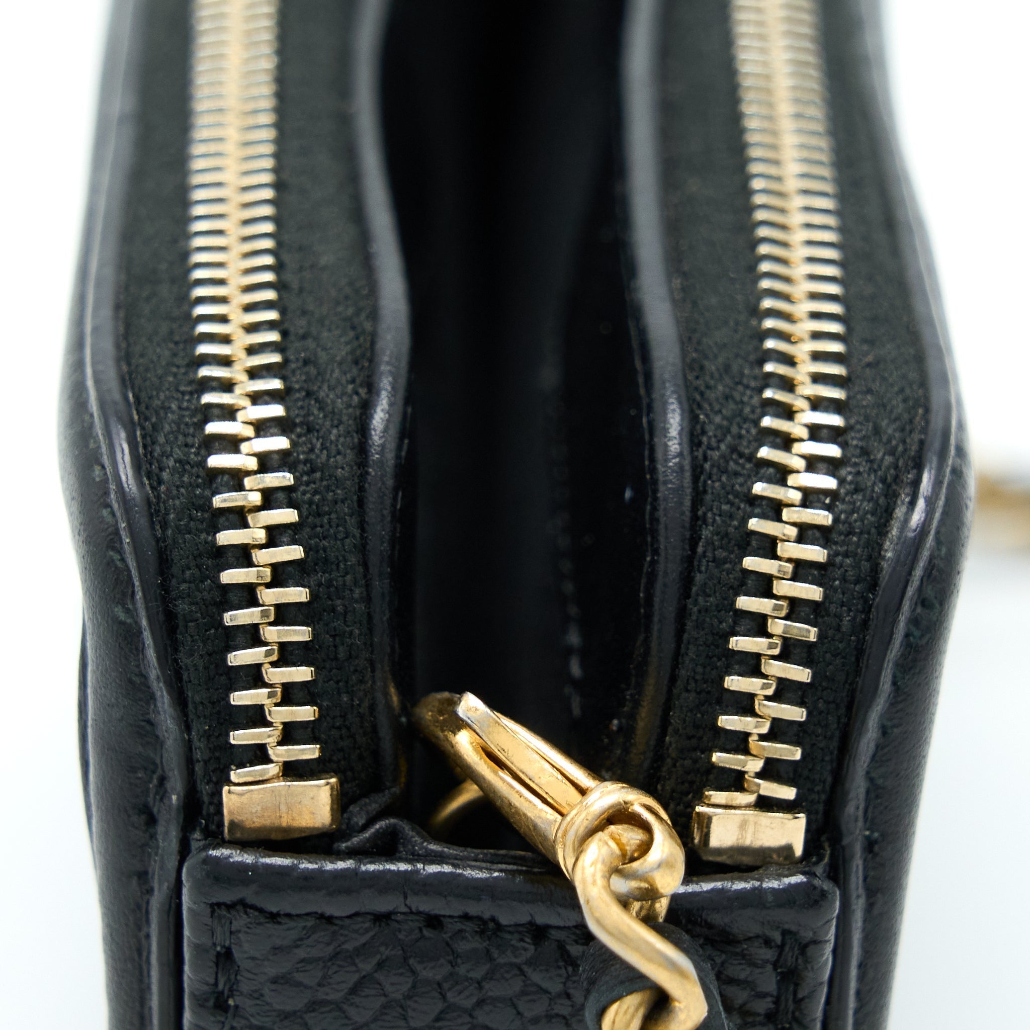 chanel-filigree-long-wallet-on-chain-caviar-black-ghw