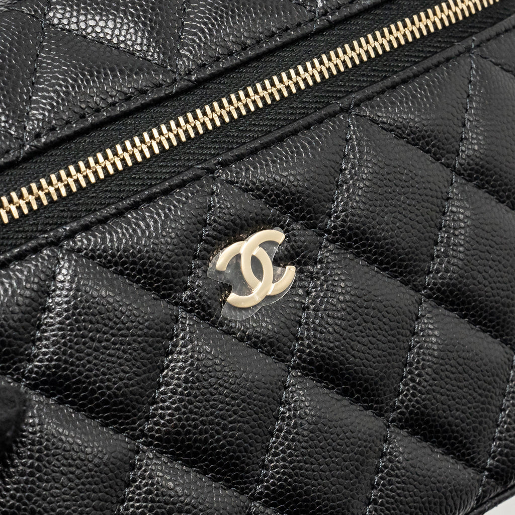 chanel-25p-cc-top-handle-vanity-with-chain-caviar-black-lghw-microchip