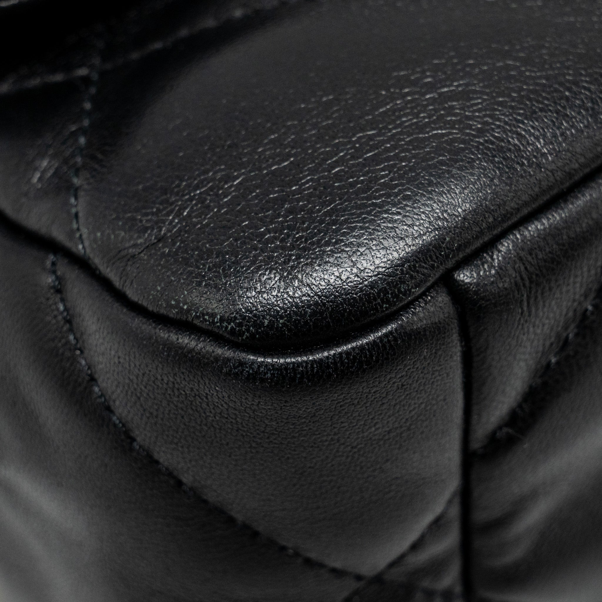 chanel-small-19-bag-lambskin-black-multicolor-hardware-1