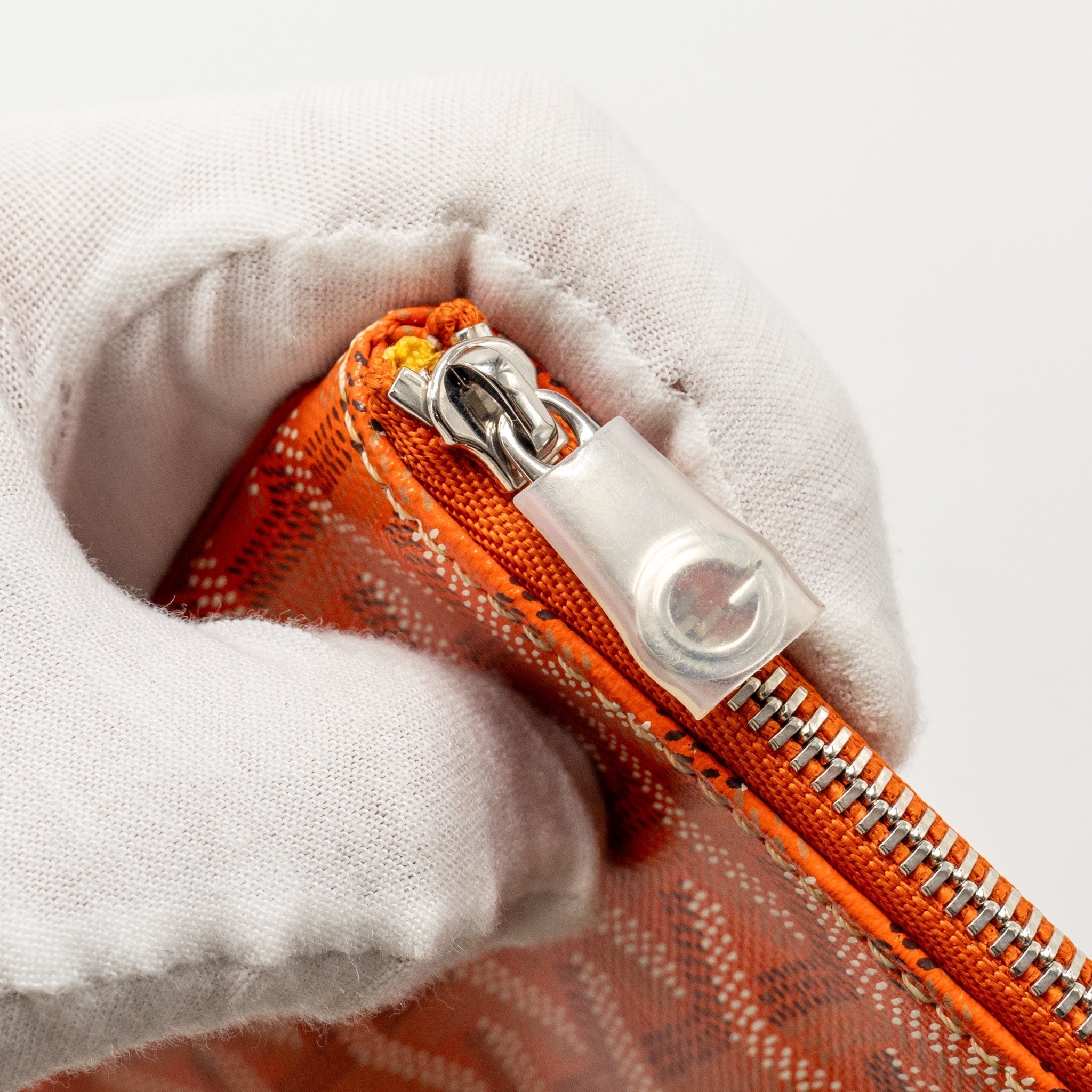 goyard-senat-mm-pouch-goyardine-canvas-orange-shw