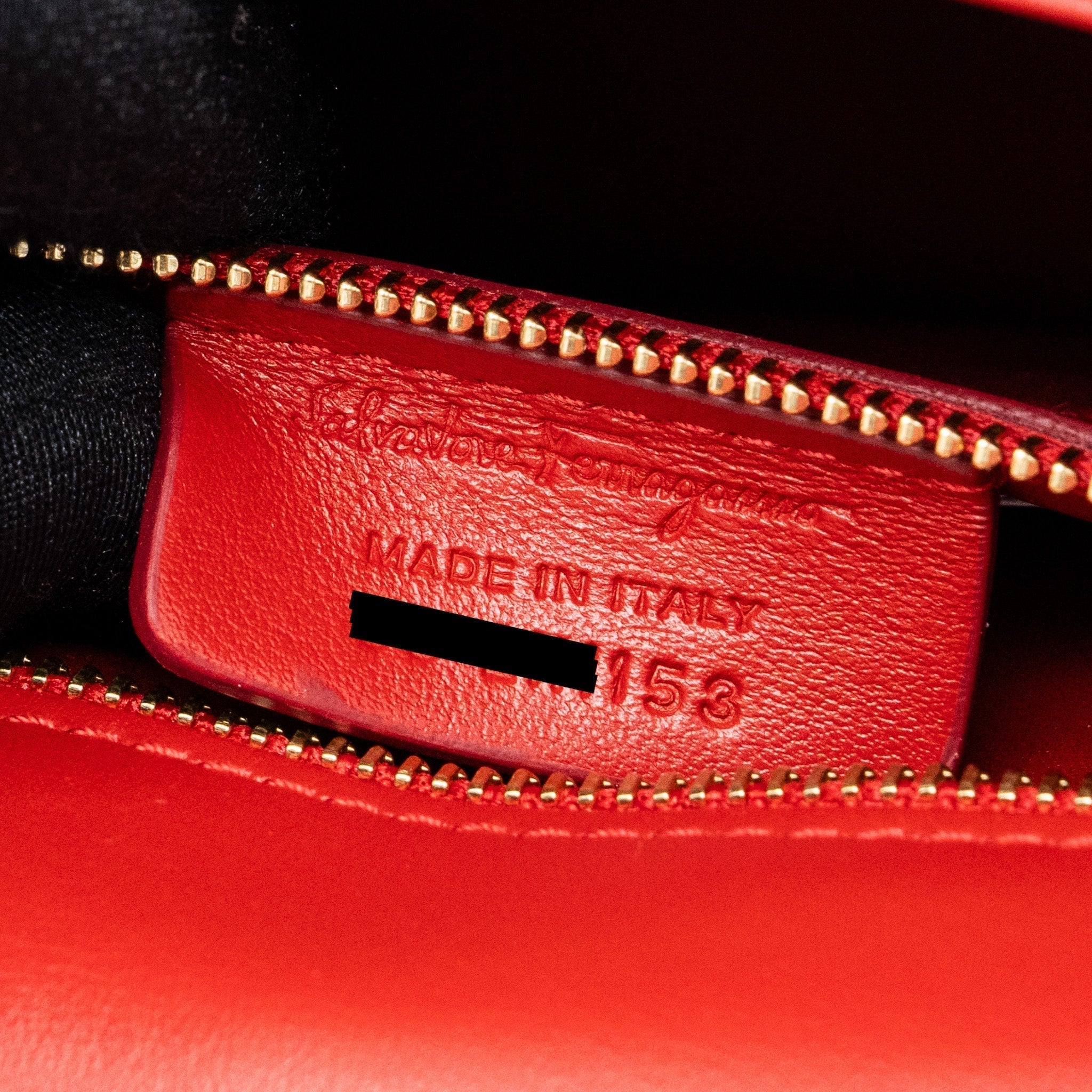 salvatore-ferragamo-glancing-shoulder-bag-calfskin-red-ghw