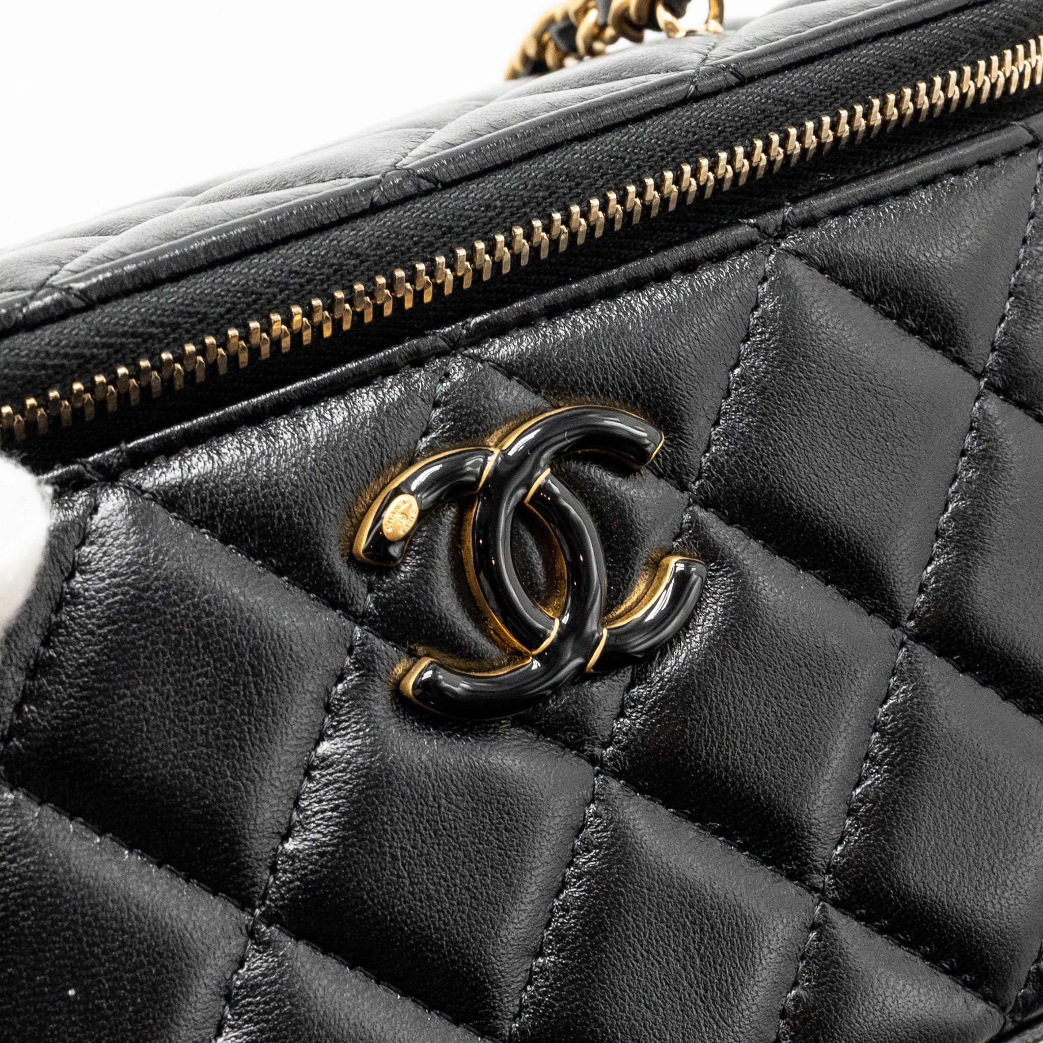 chanel-24a-long-vanity-case-with-cc-logo-adjustable-chain-lambskin-black-ghwmicrochip