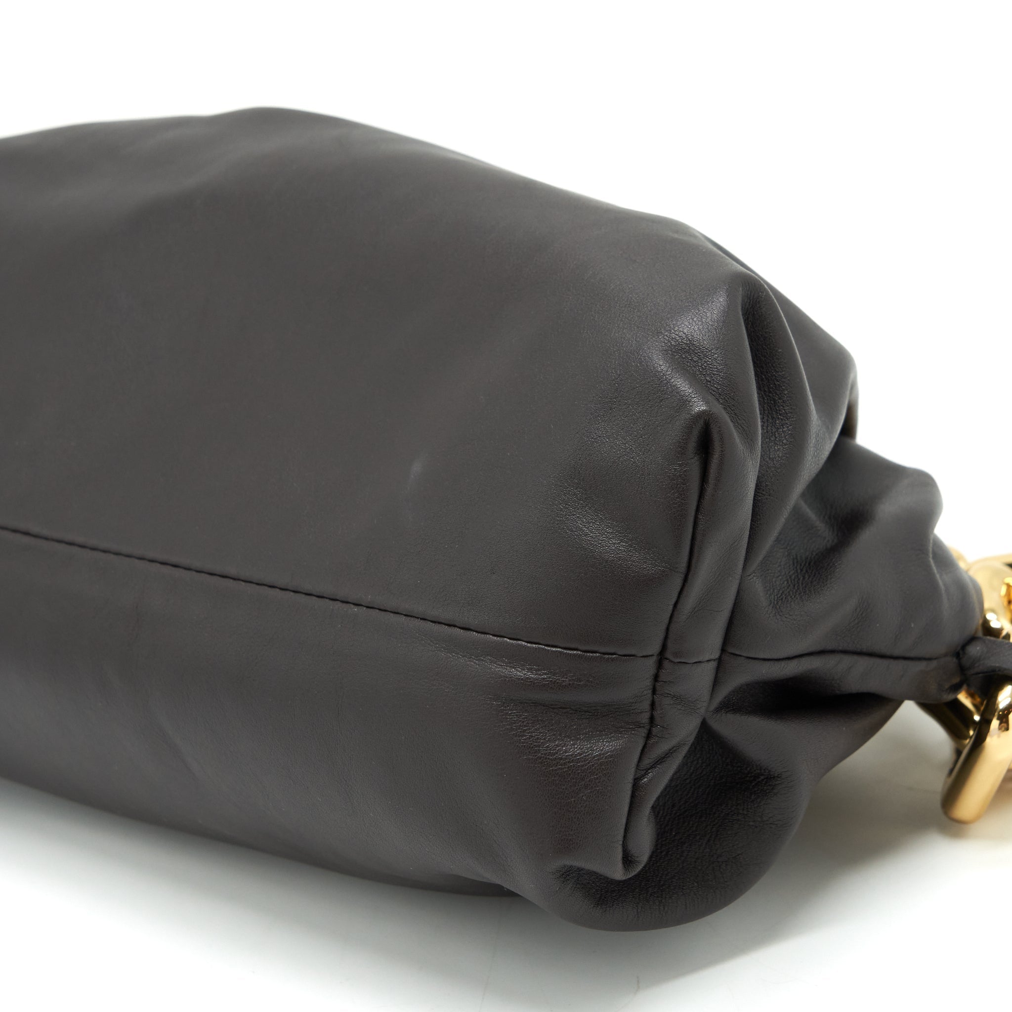 bottega-veneta-chain-pouch-calfskin-fondant-ghw