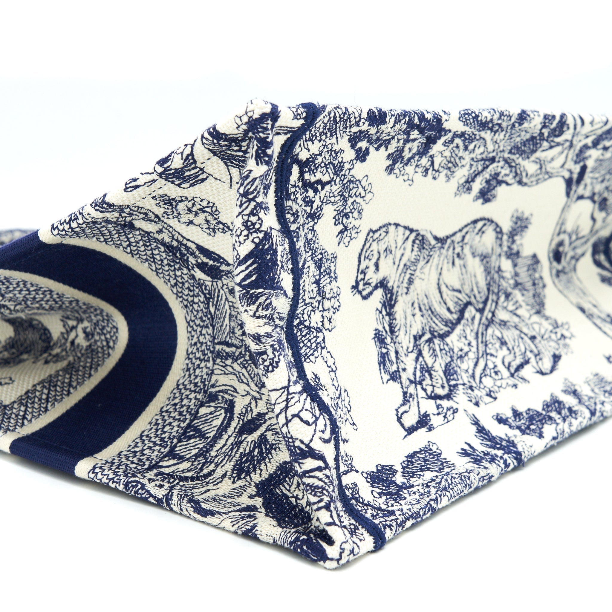 dior-small-book-tote-toile-de-jouy-navy