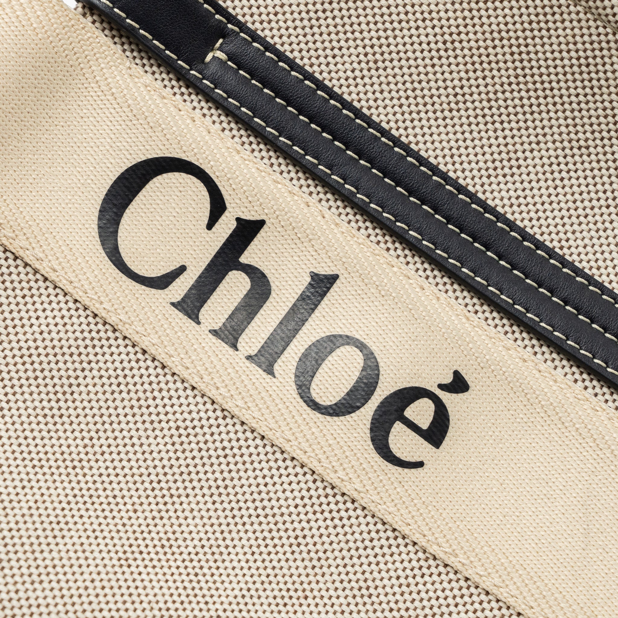 chloe-medium-woody-tote-bag-cotton-calf-leather-white-blue