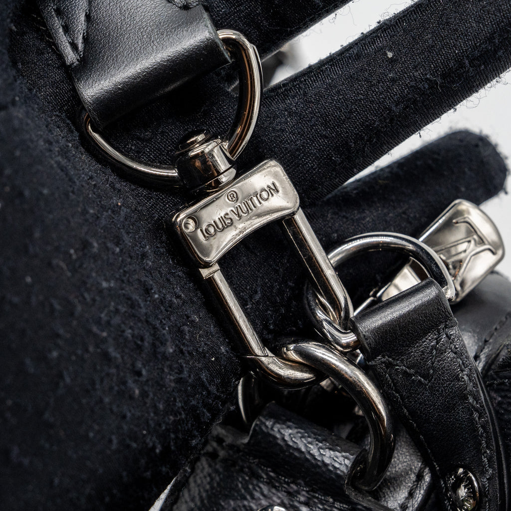 louis-vuitton-trio-messenger-bag-monogram-eclipse-shw-1