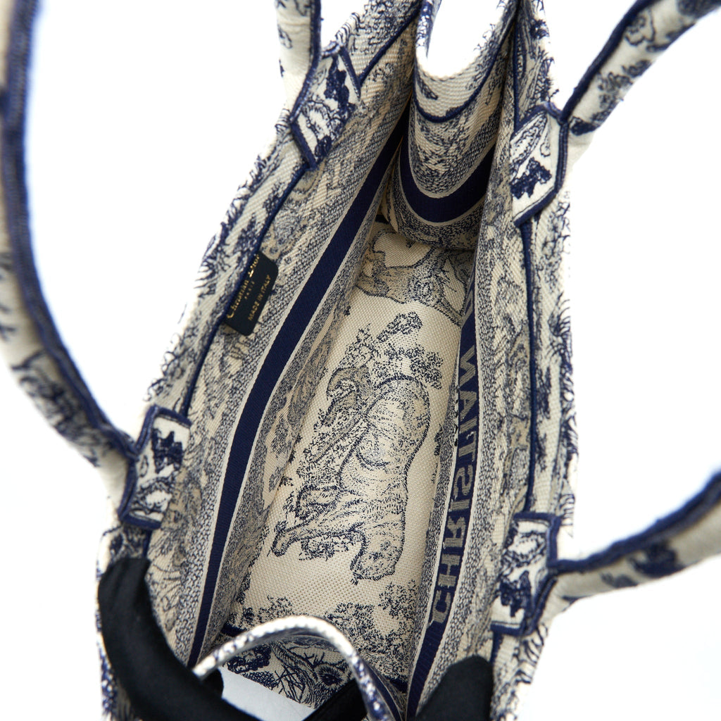 dior-small-book-tote-toile-de-jouy-navy