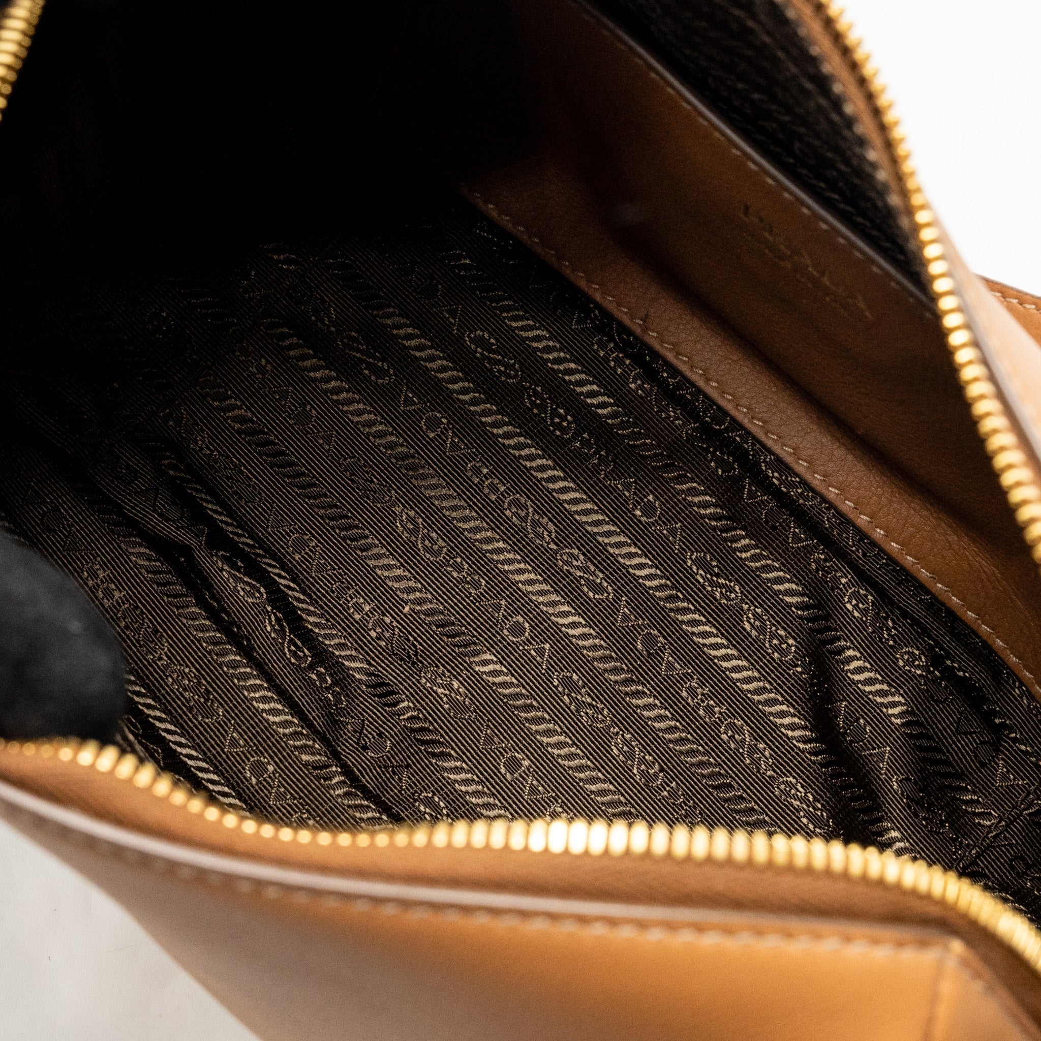 prada-darling-handbag-calfskin-caramel-ghw