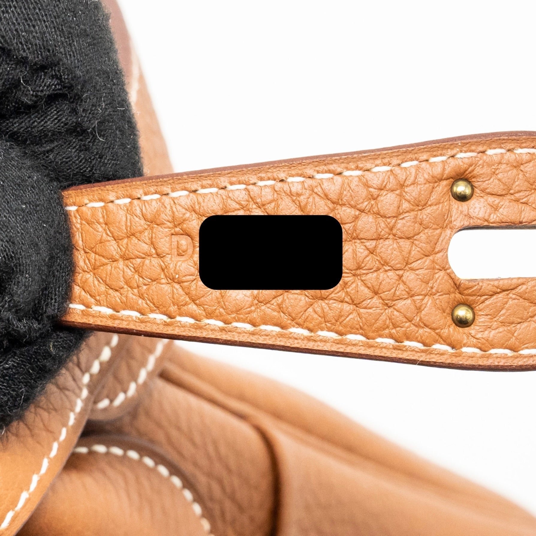 hermes-lindy-26-clemence-gold-ghw-stamp-d