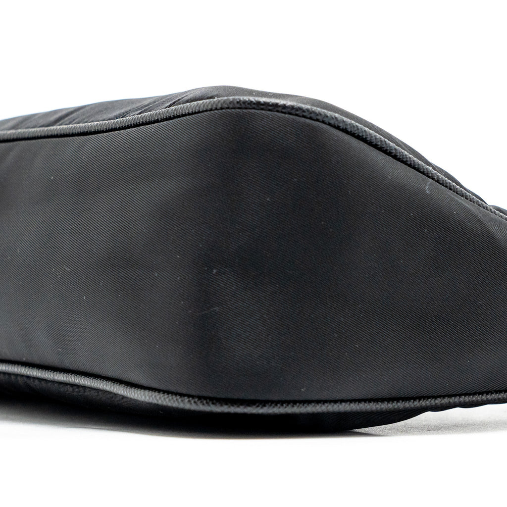 prada-reedition-2005-re-nylon-black-shw-1