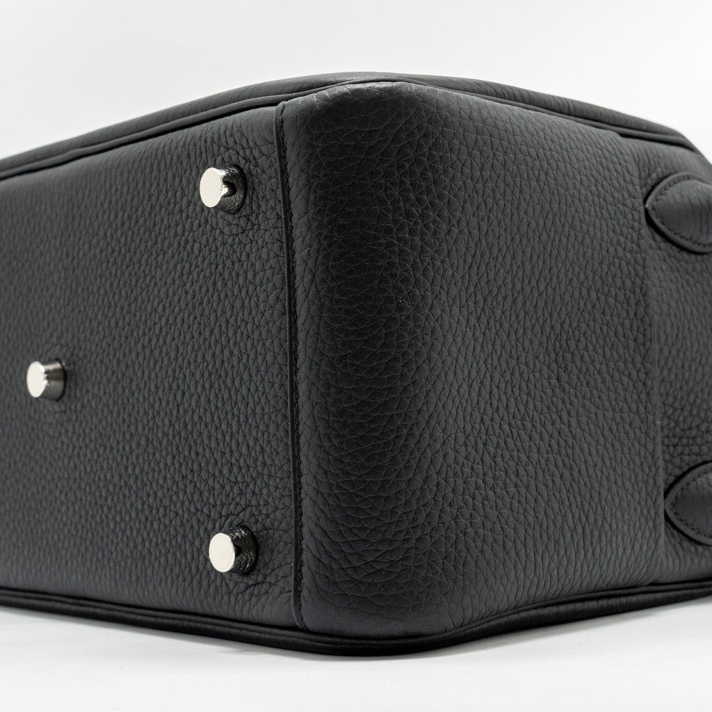 hermes-lindy-26-clemence-black-shw-stamp-w