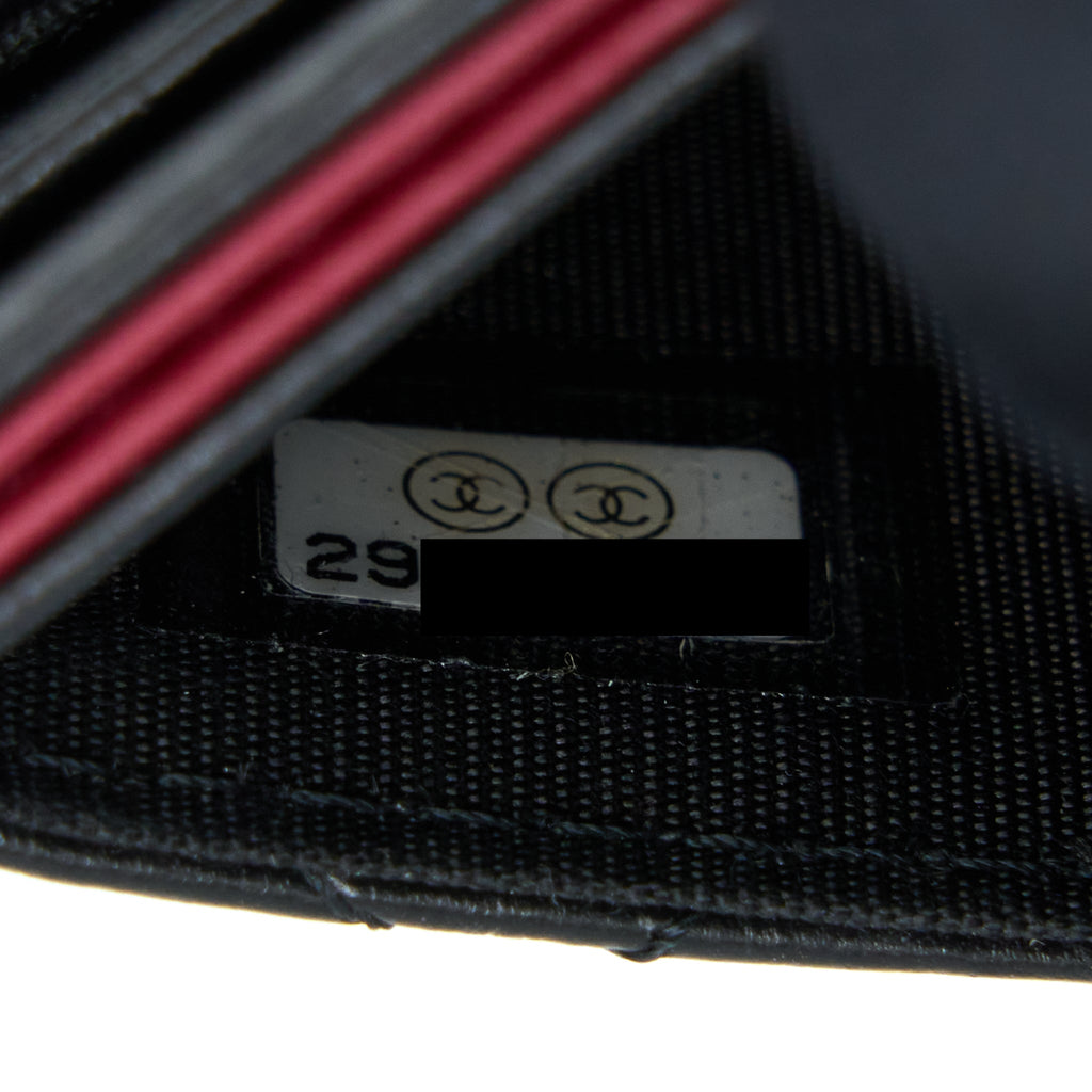 chanel-gabrielle-card-holder-aged-calfskin-black-ghw