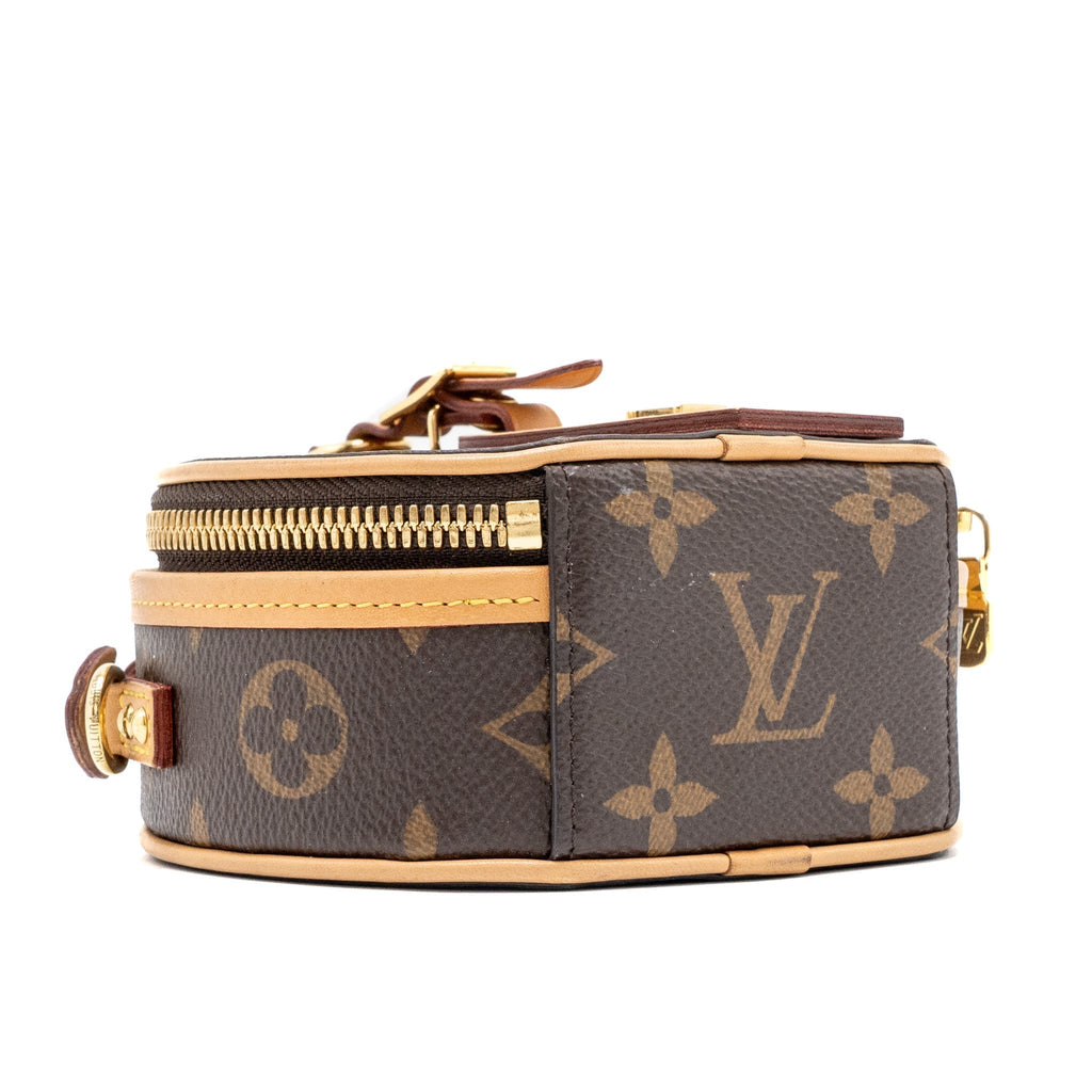 louis-vuitton-mini-boite-chapeau-monogram-canvas-ghw