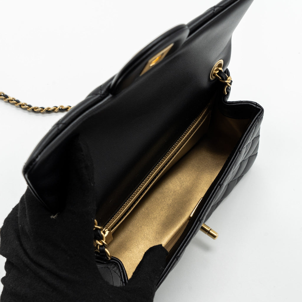 chanel-23k-pearl-crush-mini-rectangular-flap-bag-lambskin-black-ghw-microchip