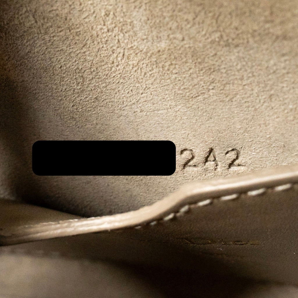 dior-bobby-east-west-bag-calfskin-light-beige-ghw-copy