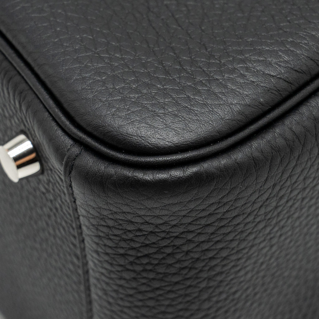 hermes-lindy-26-clemence-black-shw-stamp-w