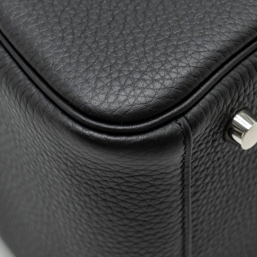 hermes-lindy-26-clemence-black-shw-stamp-w