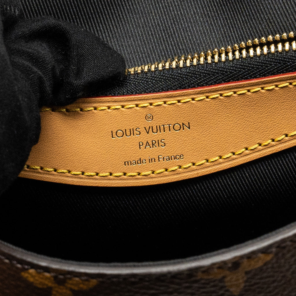 louis-vuitton-diane-bag-with-jacquard-strap-monogram-canvas-ghw