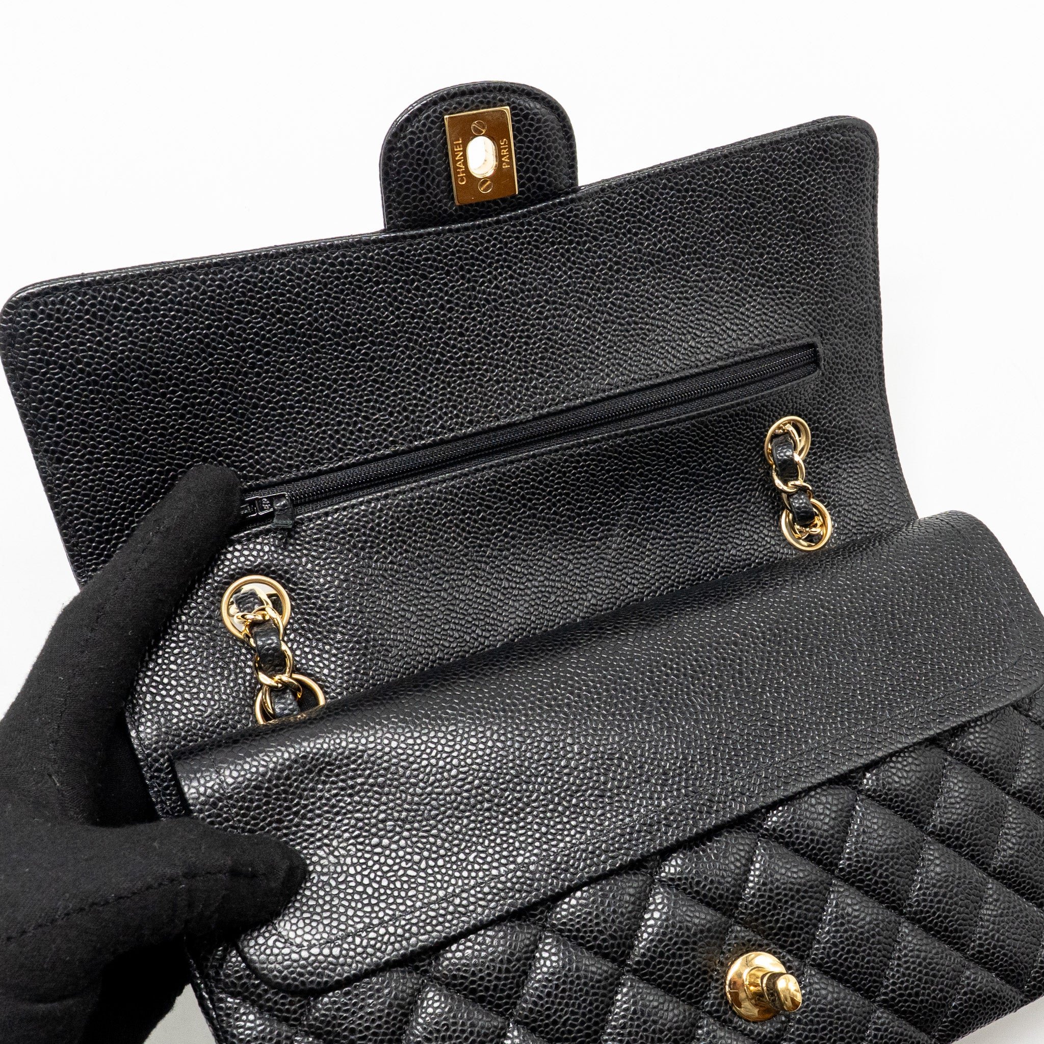 chanel-black-ghw