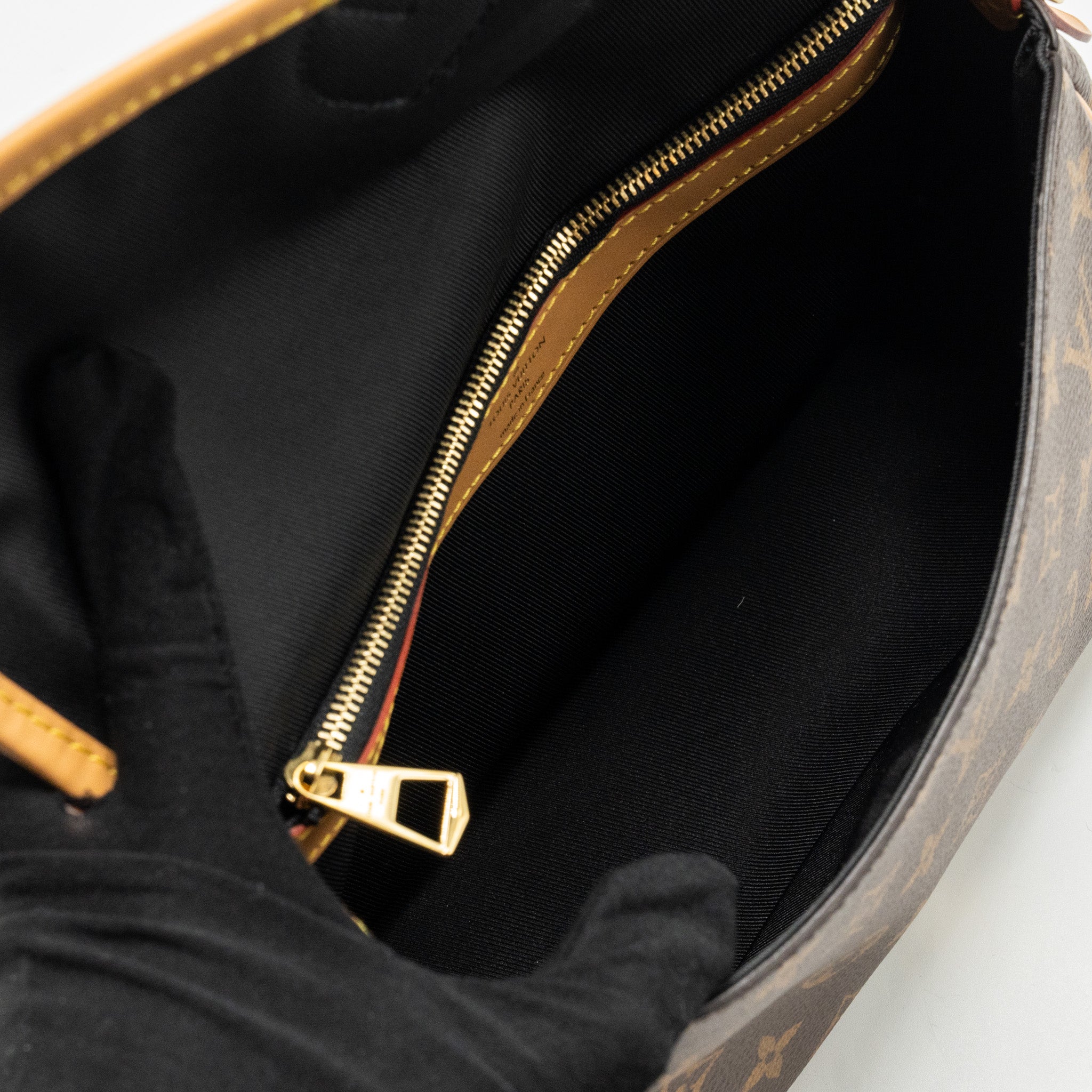 louis-vuitton-diane-bag-with-jacquard-strap-monogram-canvas-ghw