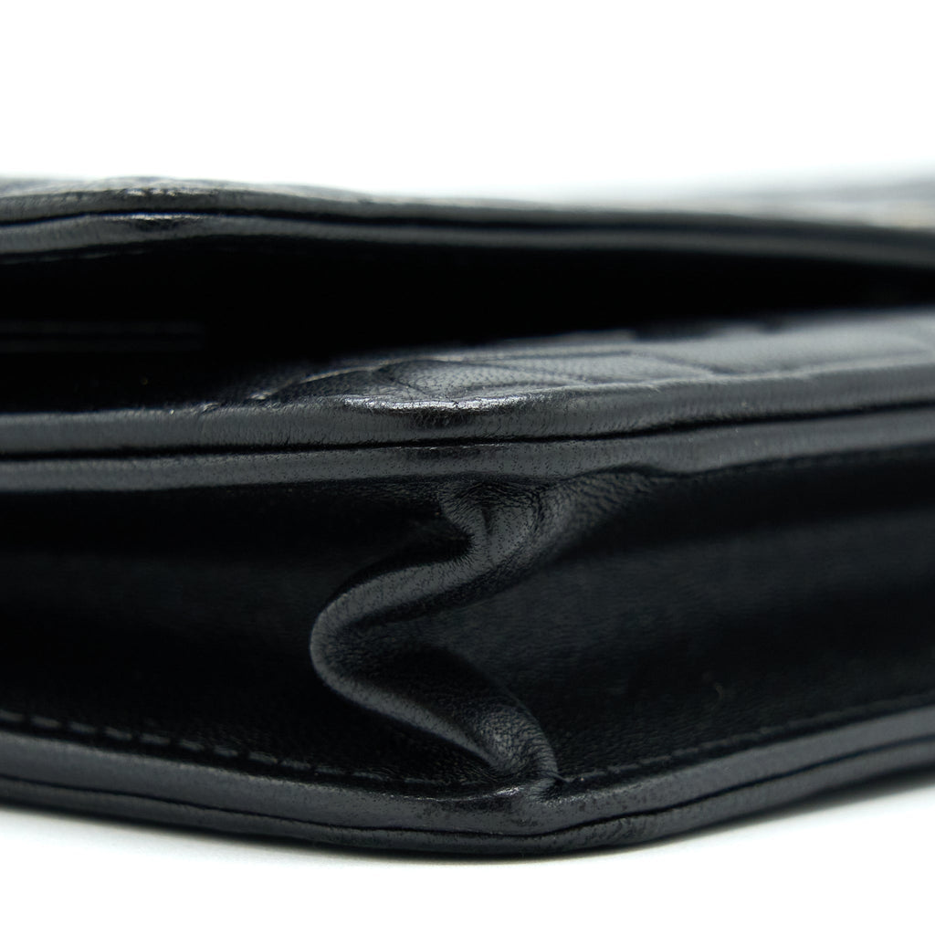chanel-camellia-wallet-on-chain-lambskin-black-shw