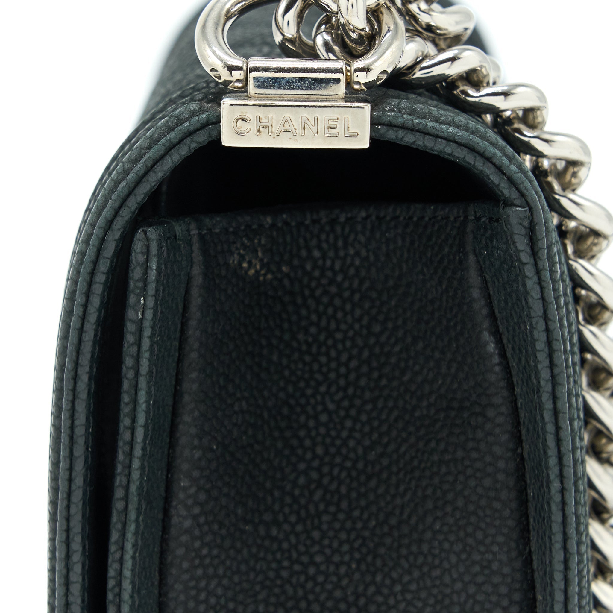 chanel-medium-boy-bag-grained-calfskin-black-shw