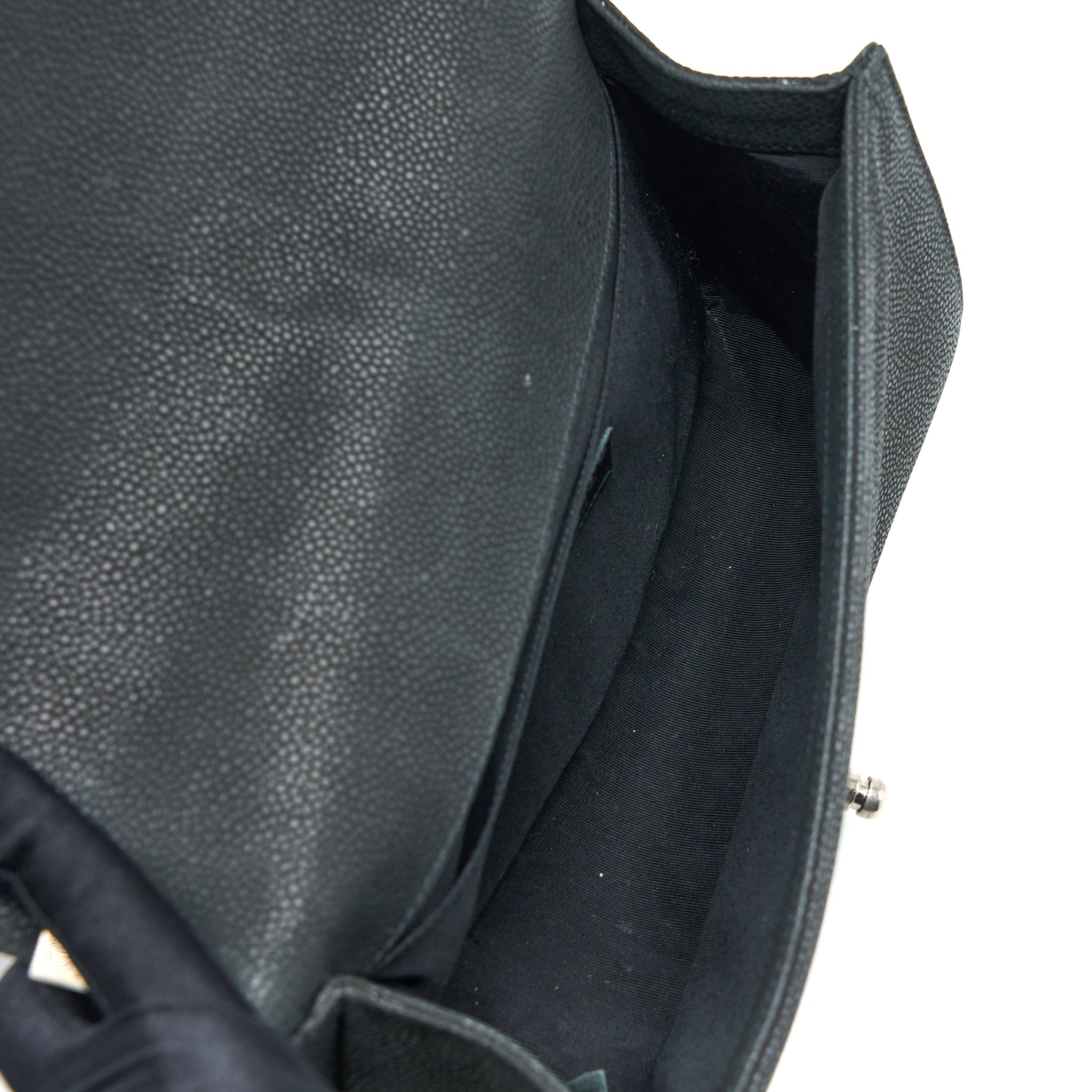 chanel-medium-boy-bag-grained-calfskin-black-shw