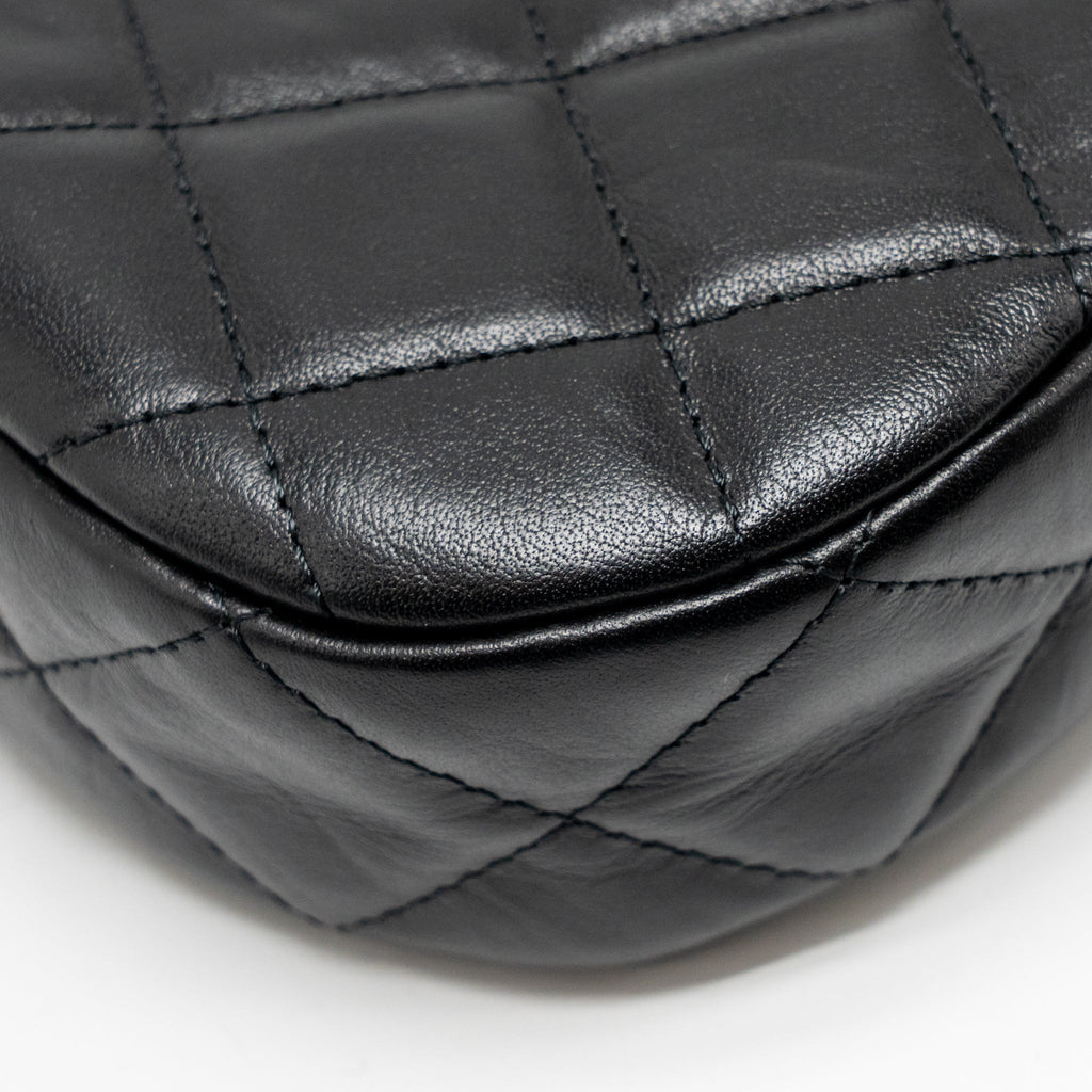 chanel-23k-small-19-hobo-shoulder-bag-calfskin-black-ghw-microchip-copy