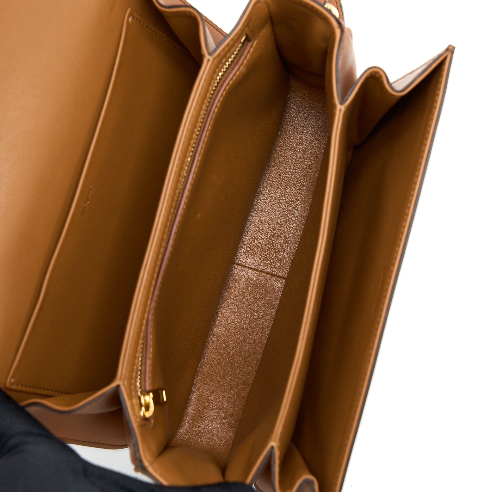 celine-medium-triomphe-bag-in-textile-natural-calfskin-ghw