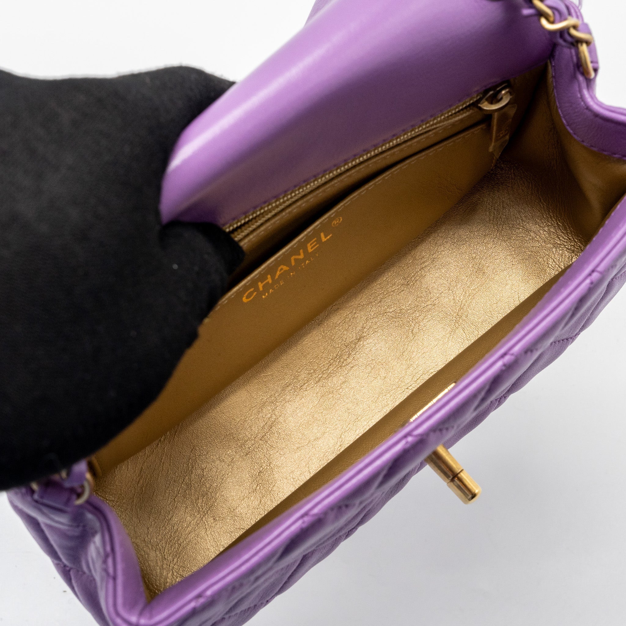 chanel-22s-pearl-crush-mini-rectangular-flap-bag-lambskin-purple-ghwmicrochip